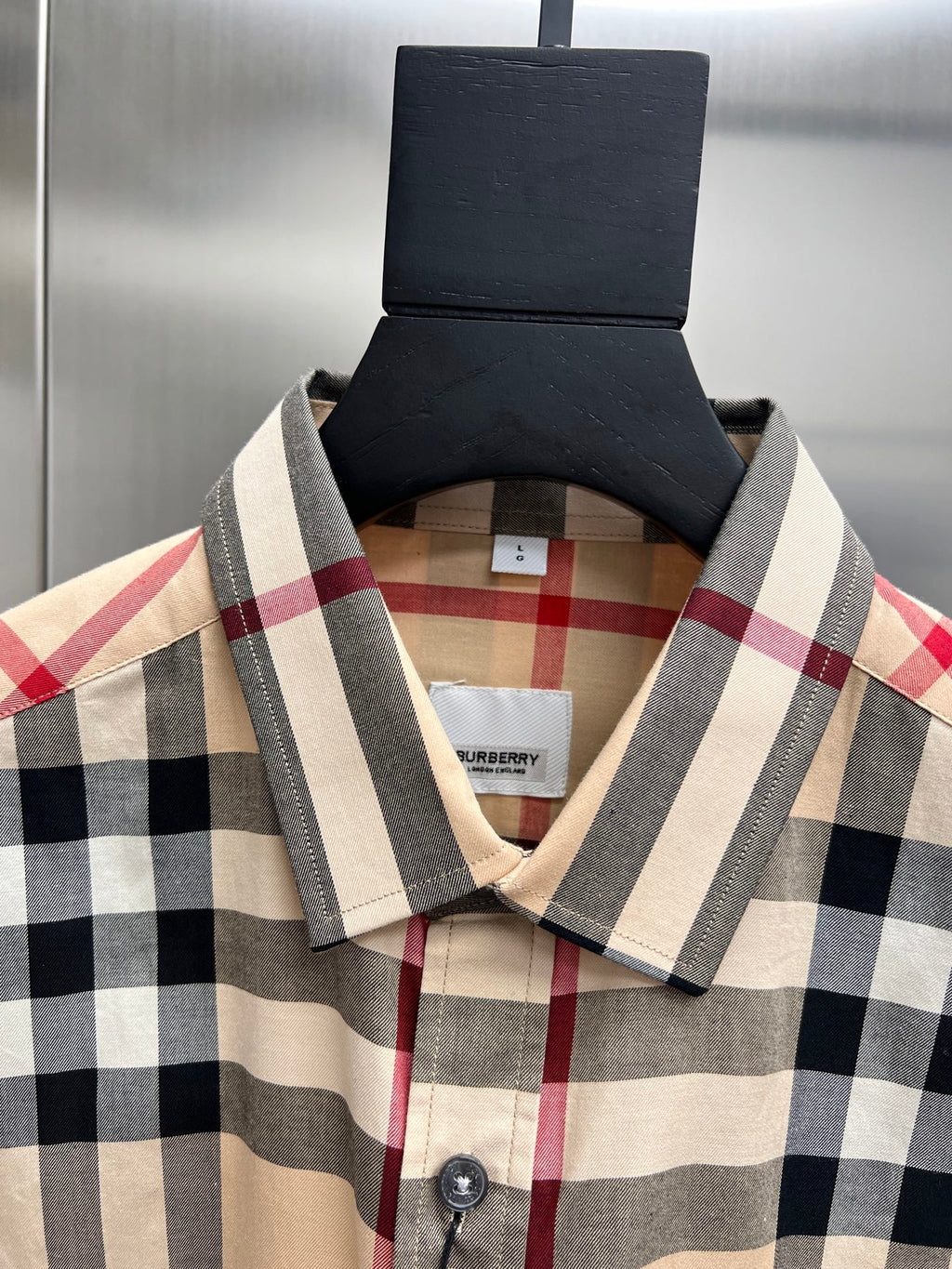 Burberry plaid long-sleeve shirt collar, beige with navy and red check