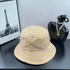 Light purple GG logo bucket hat, front view with wide stitched brim