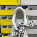 Balenciaga white leather sneaker interior collar with BALENCIAGA logo