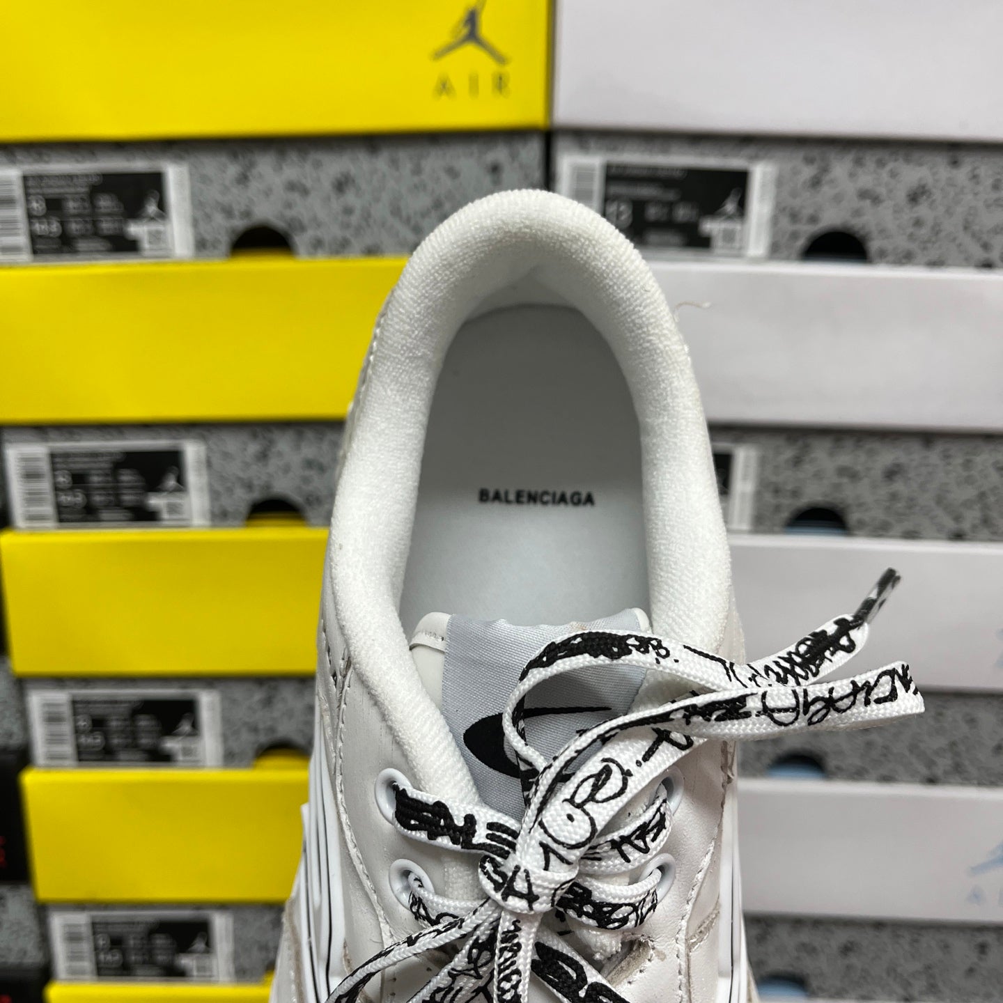Balenciaga white leather sneaker interior collar with BALENCIAGA logo