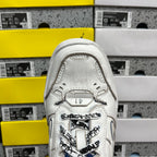 White Balenciaga unisex sneakers, close-up toe with eyelets and lace-up front