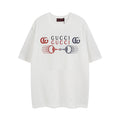 White short-sleeve T-shirt with Gucci logo and red/blue graphic