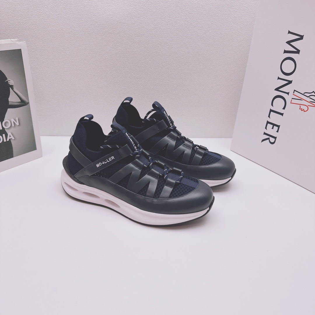 Moncler low-top sneakers in dark blue with rubberized straps and white sole