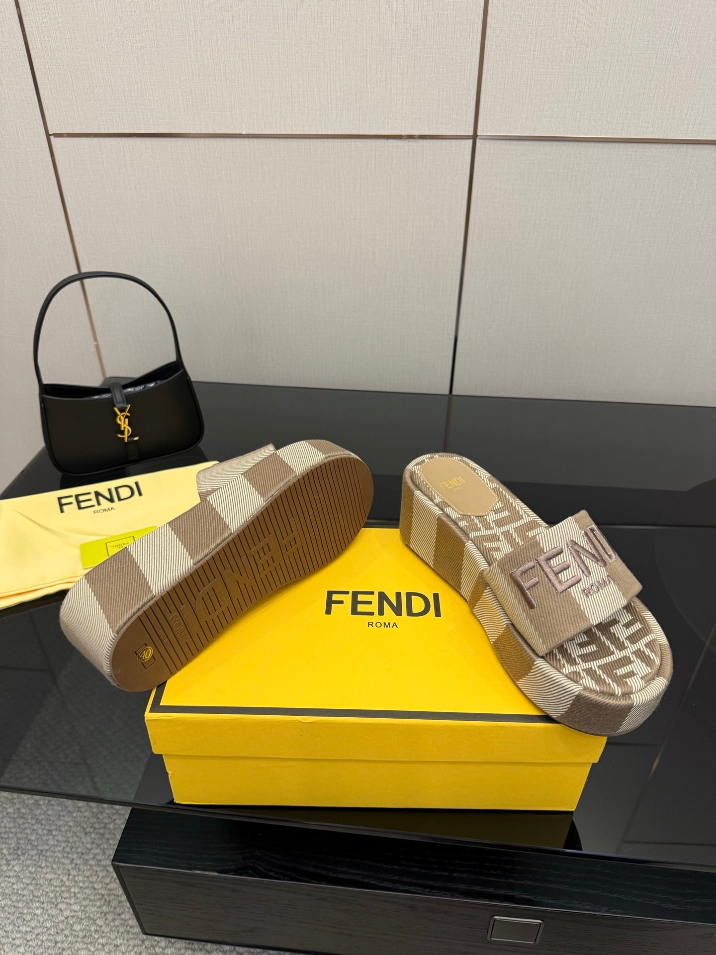 Luxury Shoes Fendi Ladies