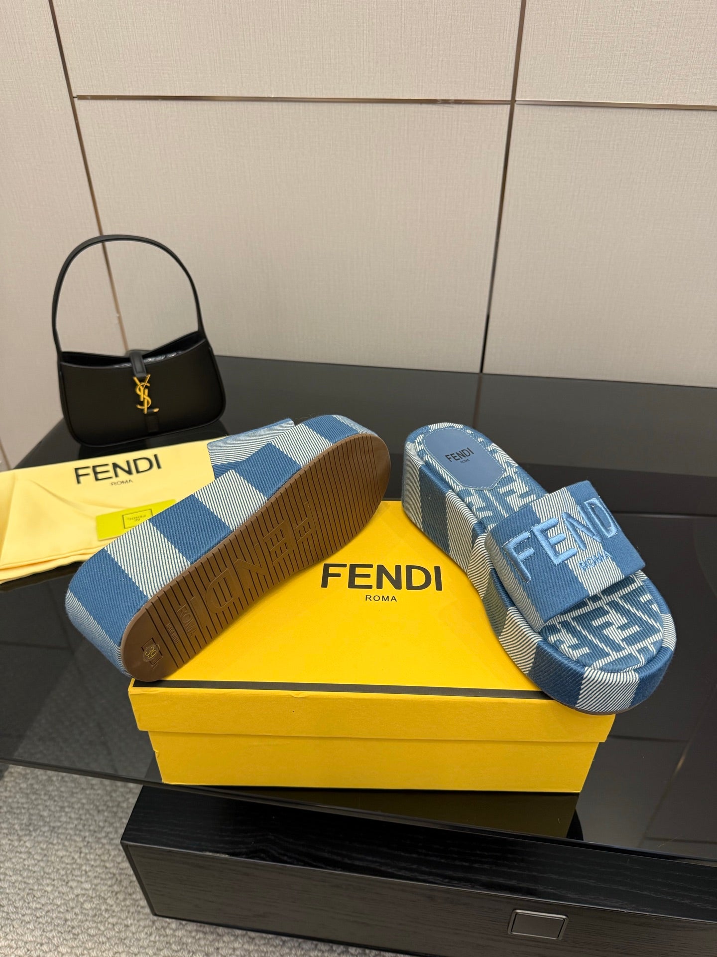 Luxury Shoes Fendi Ladies