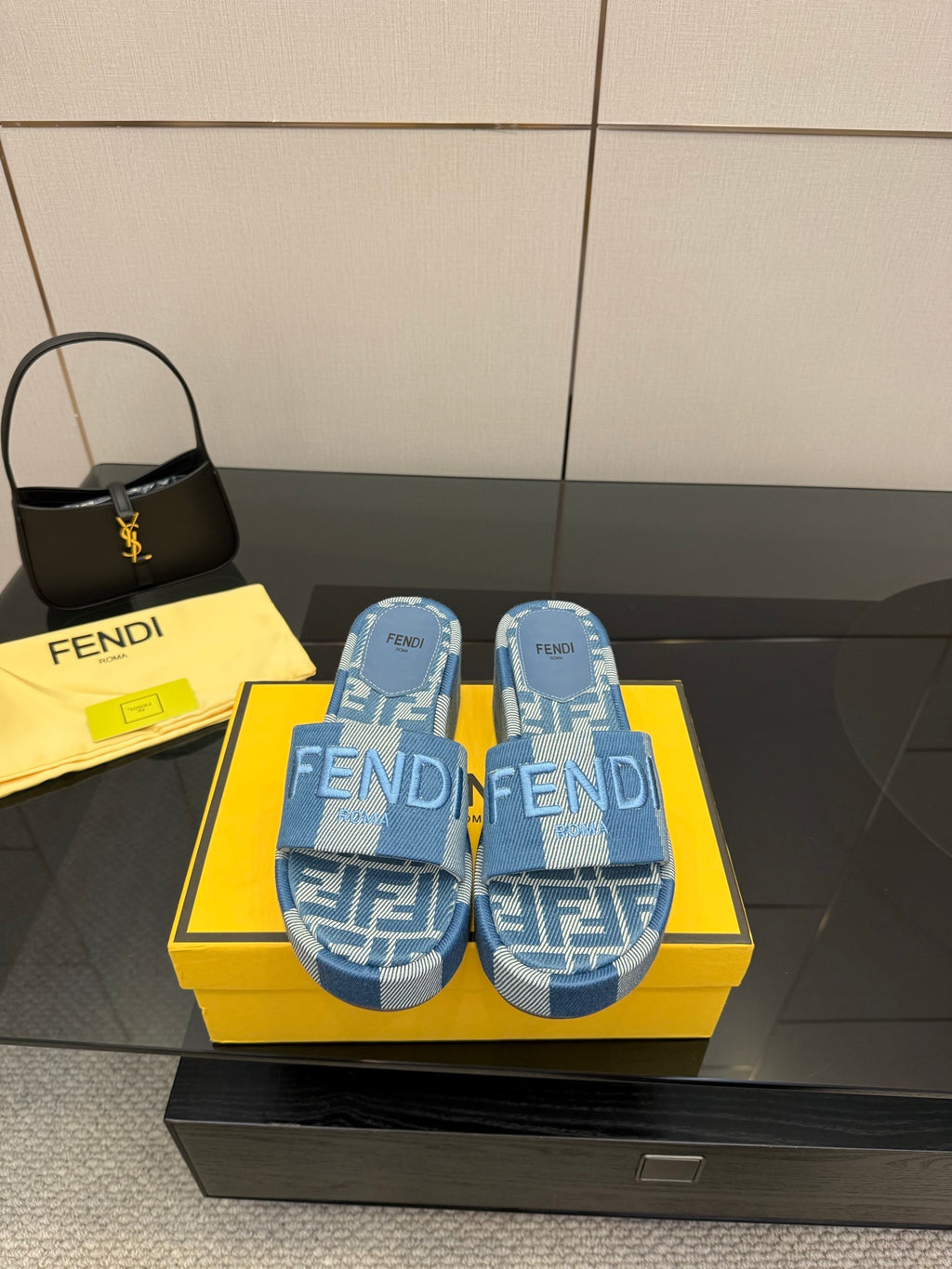 Luxury Shoes Fendi Ladies