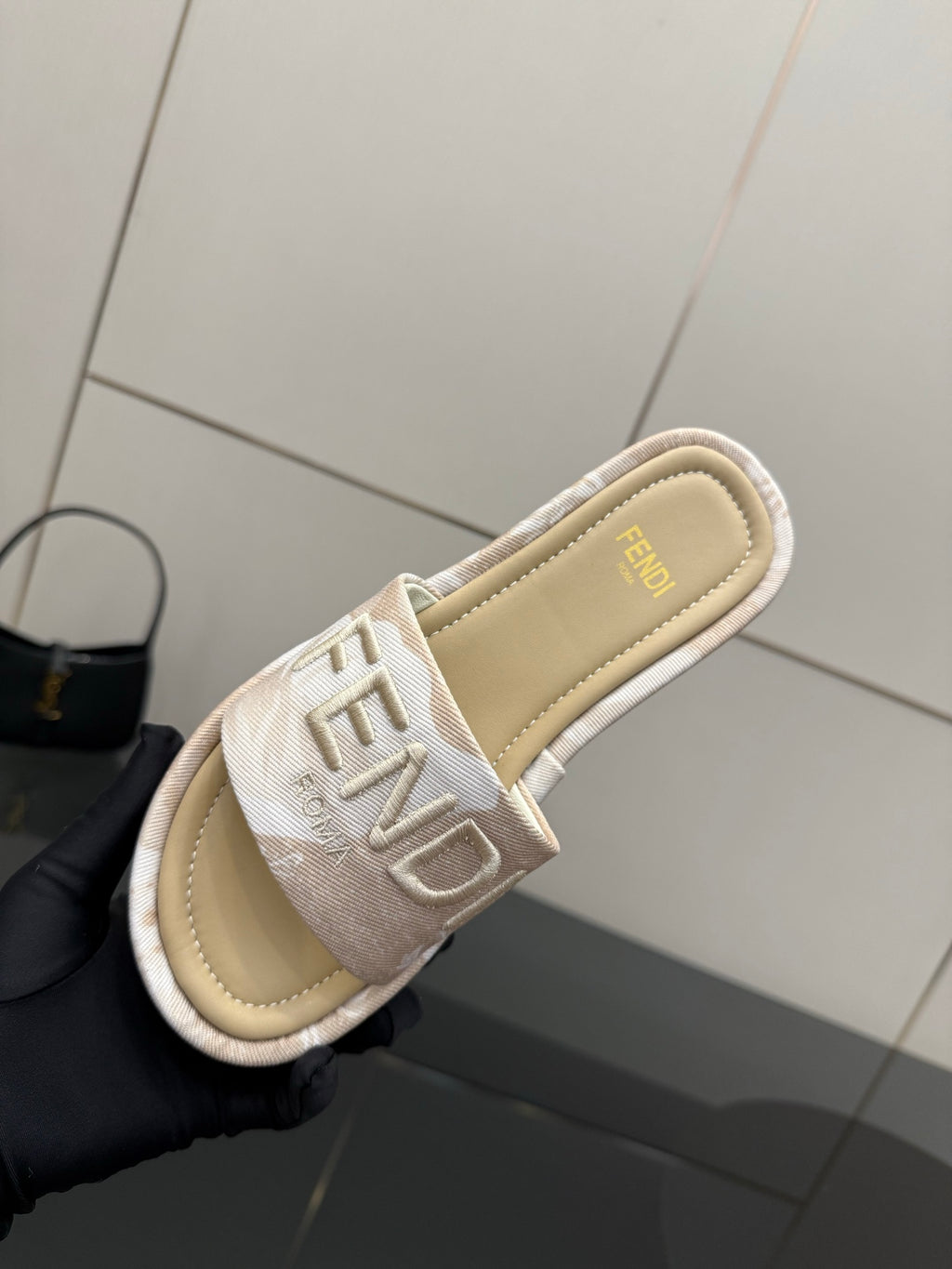 Luxury Shoes Fendi Ladies