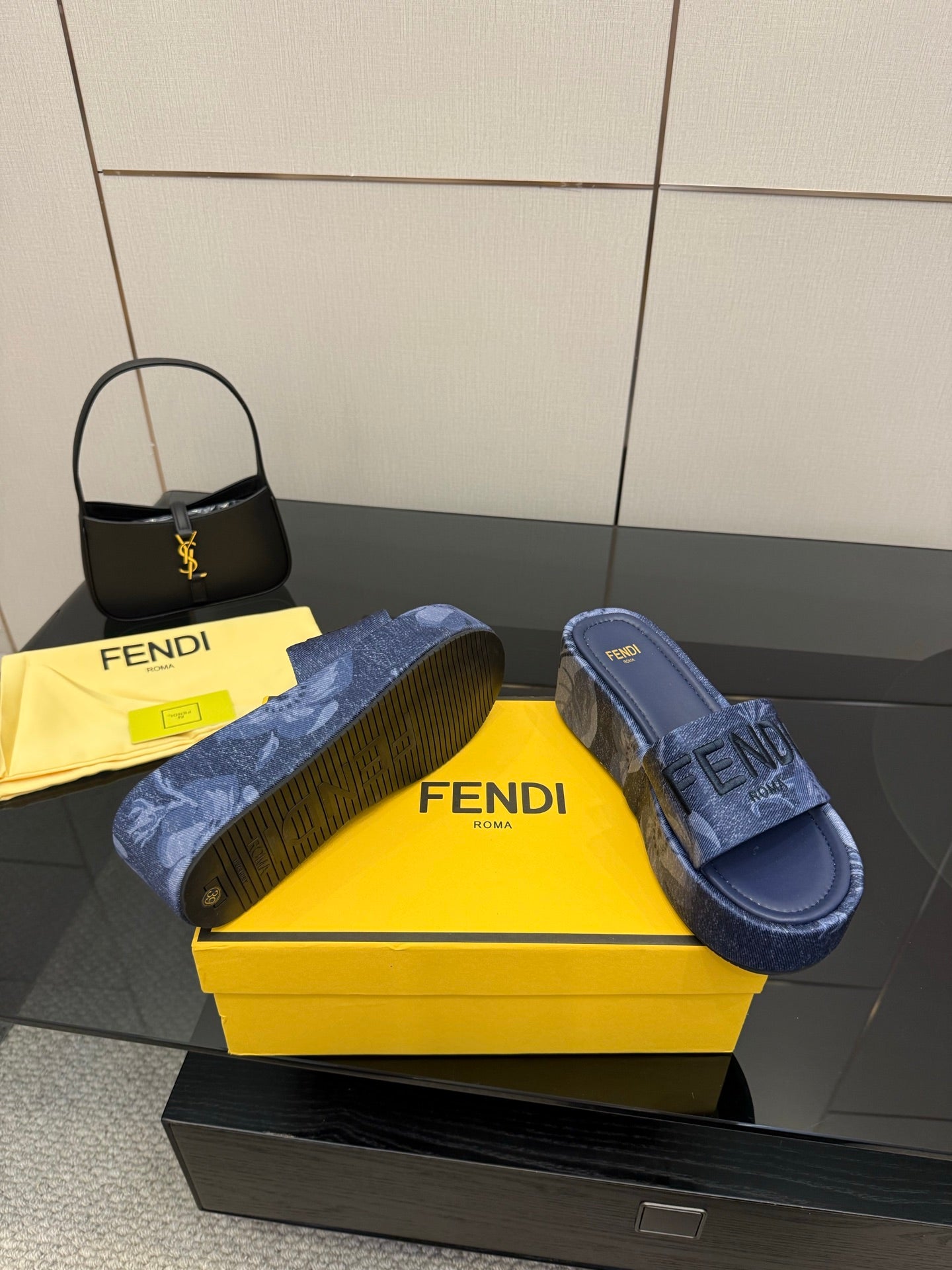 Luxury Shoes Fendi Ladies