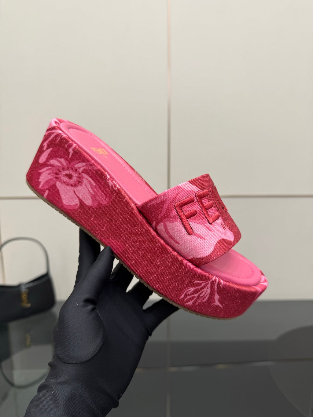 Luxury Shoes Fendi Ladies