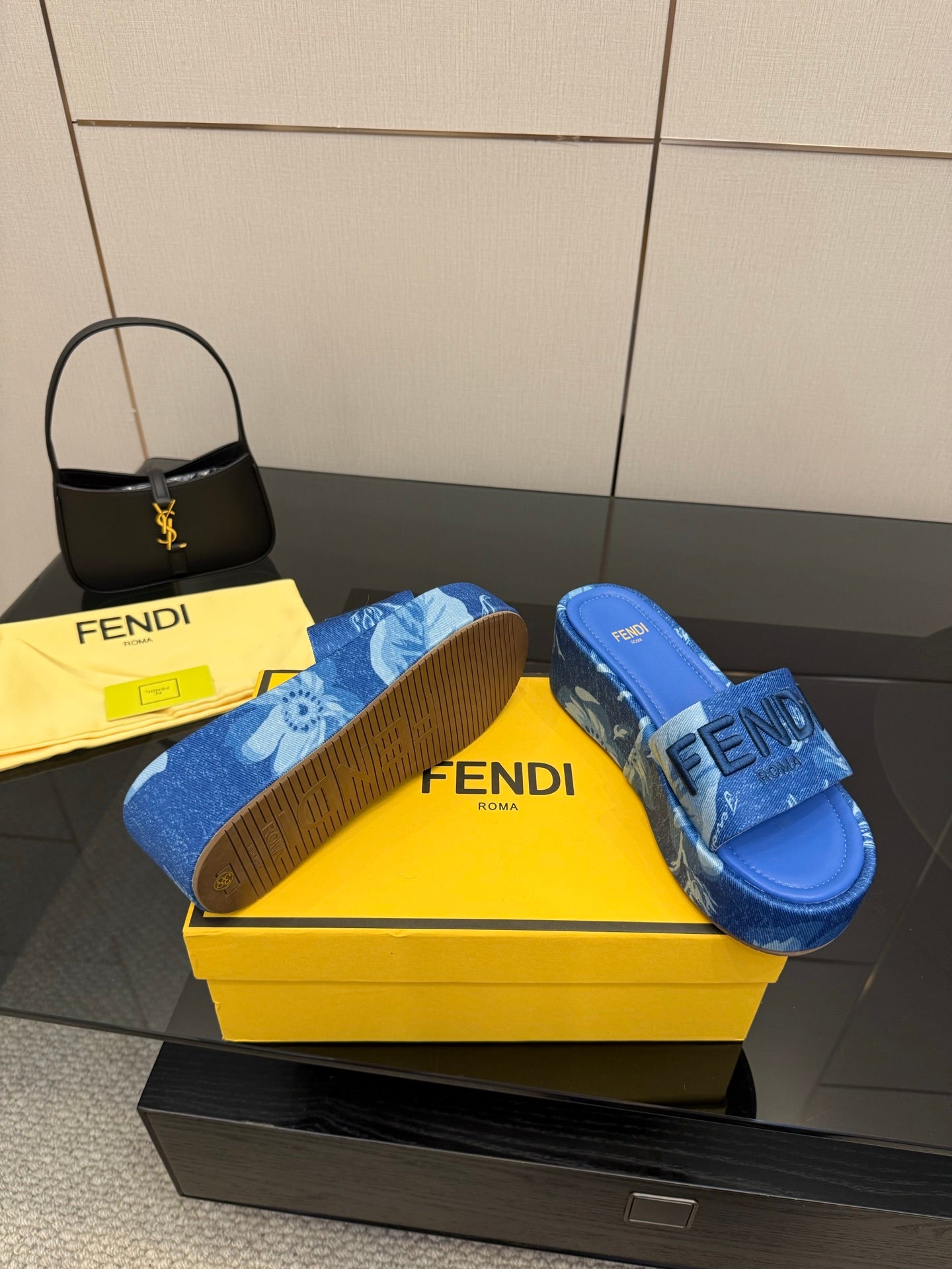 Luxury Shoes Fendi Ladies