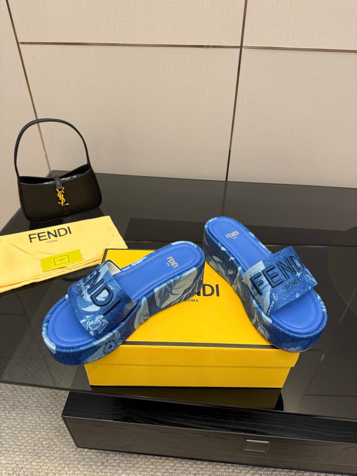 Luxury Shoes Fendi Ladies