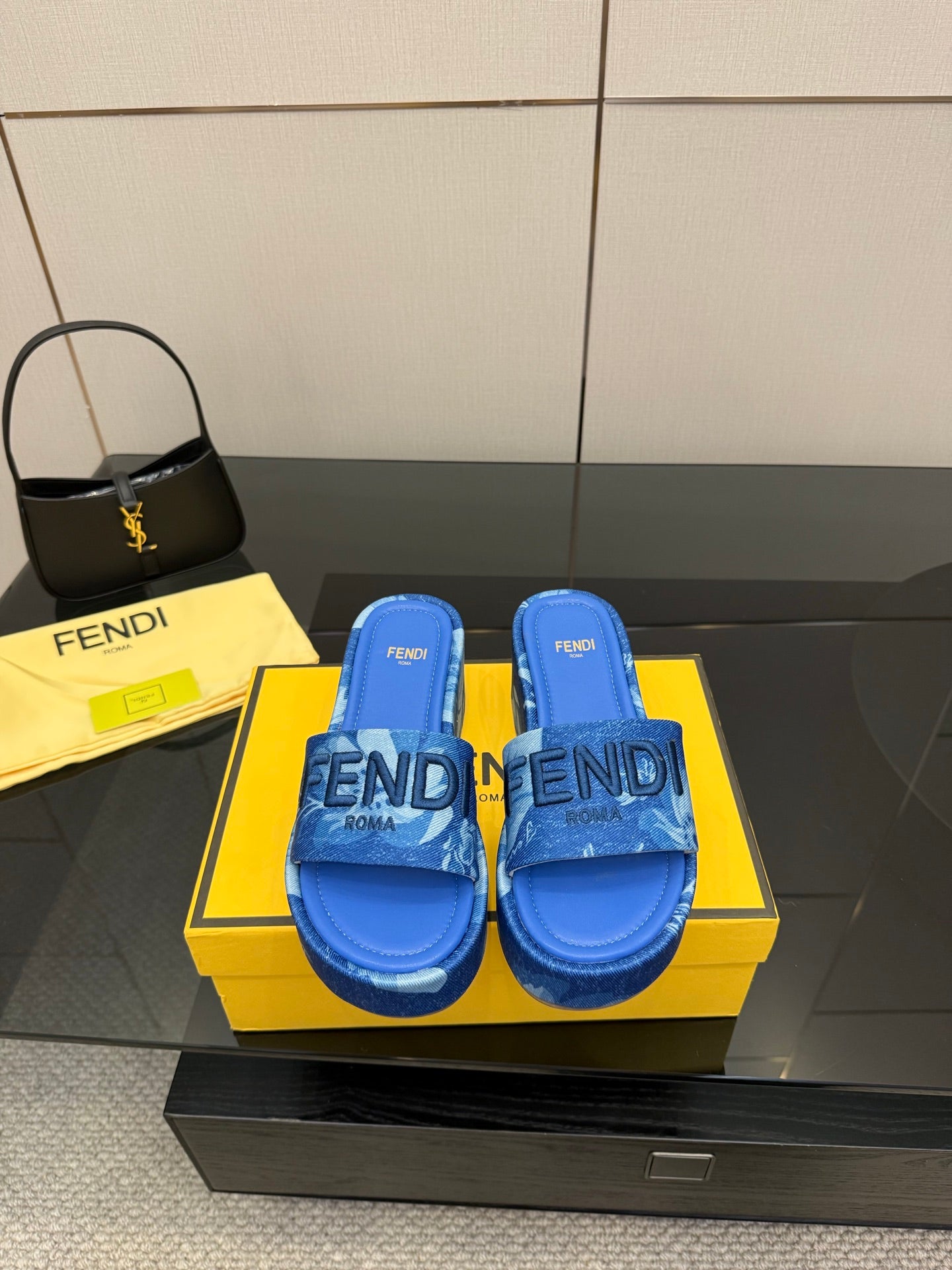 Luxury Shoes Fendi Ladies