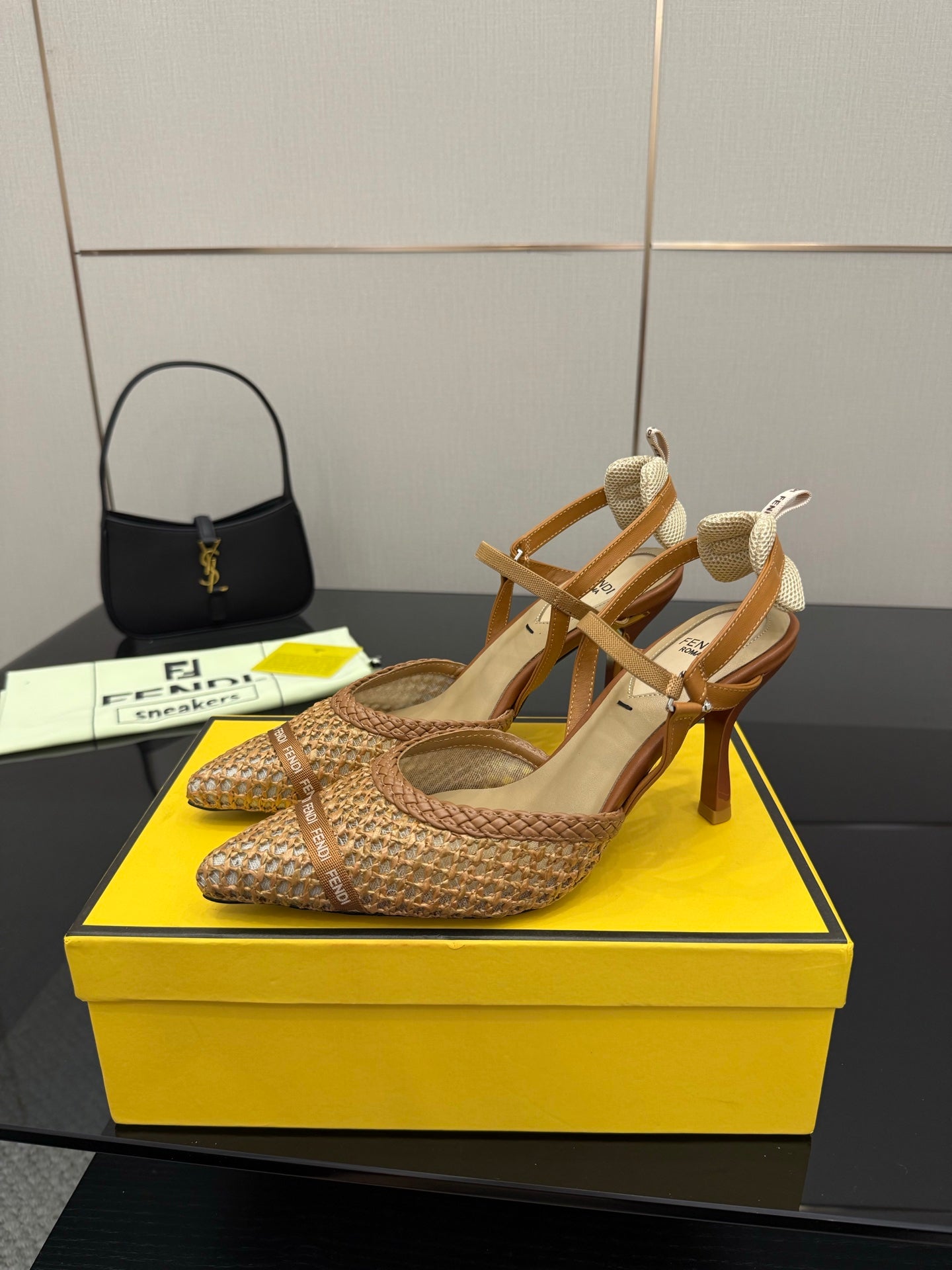 Luxury Shoes Fendi Ladies