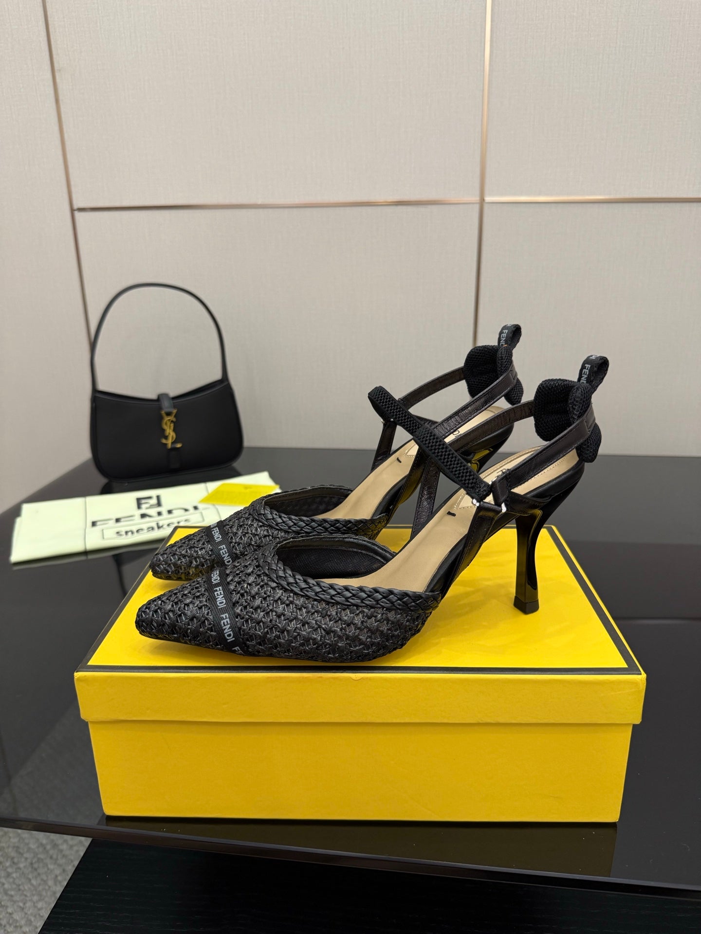 Luxury Shoes Fendi Ladies