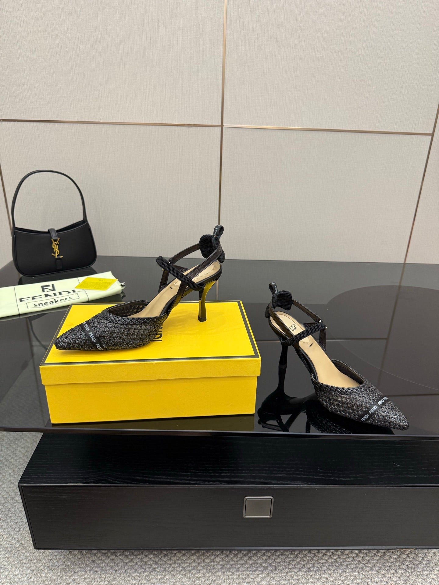 Luxury Shoes Fendi Ladies