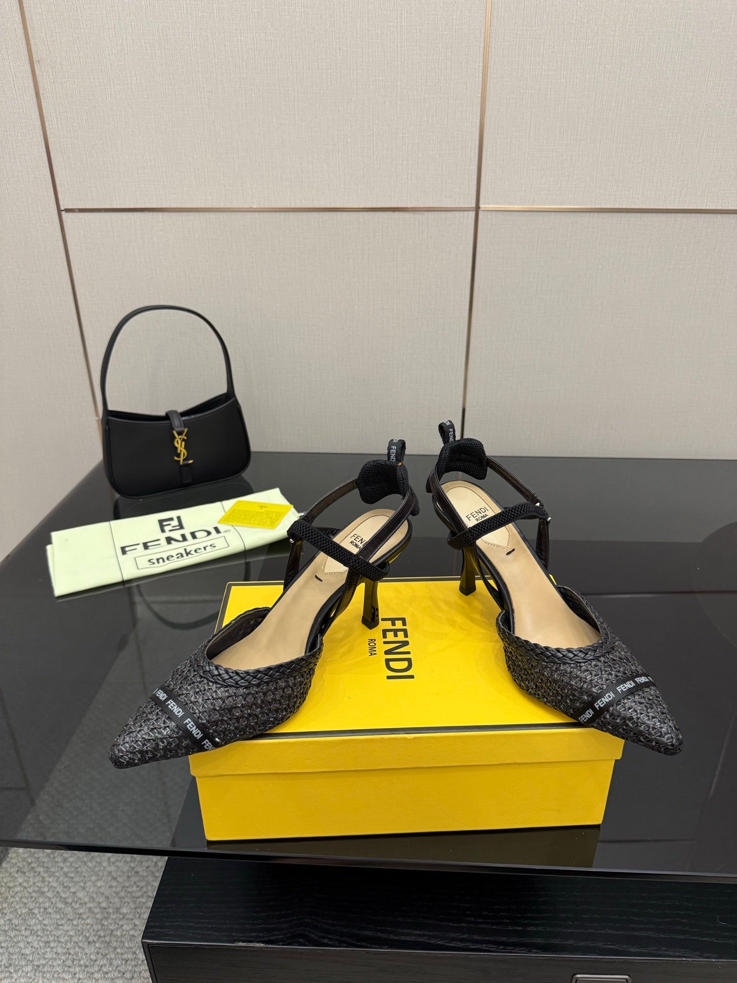 Luxury Shoes Fendi Ladies