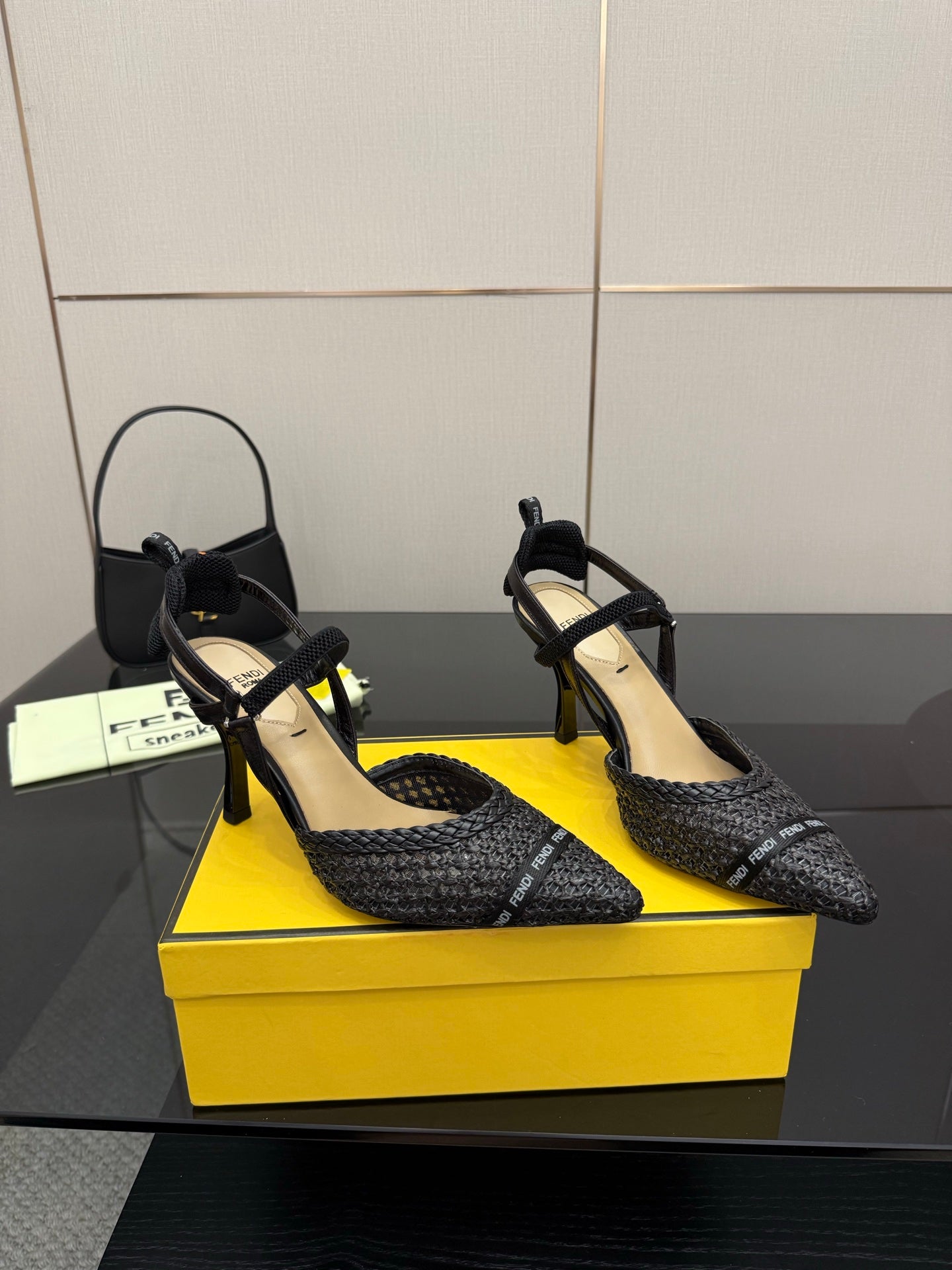 Luxury Shoes Fendi Ladies