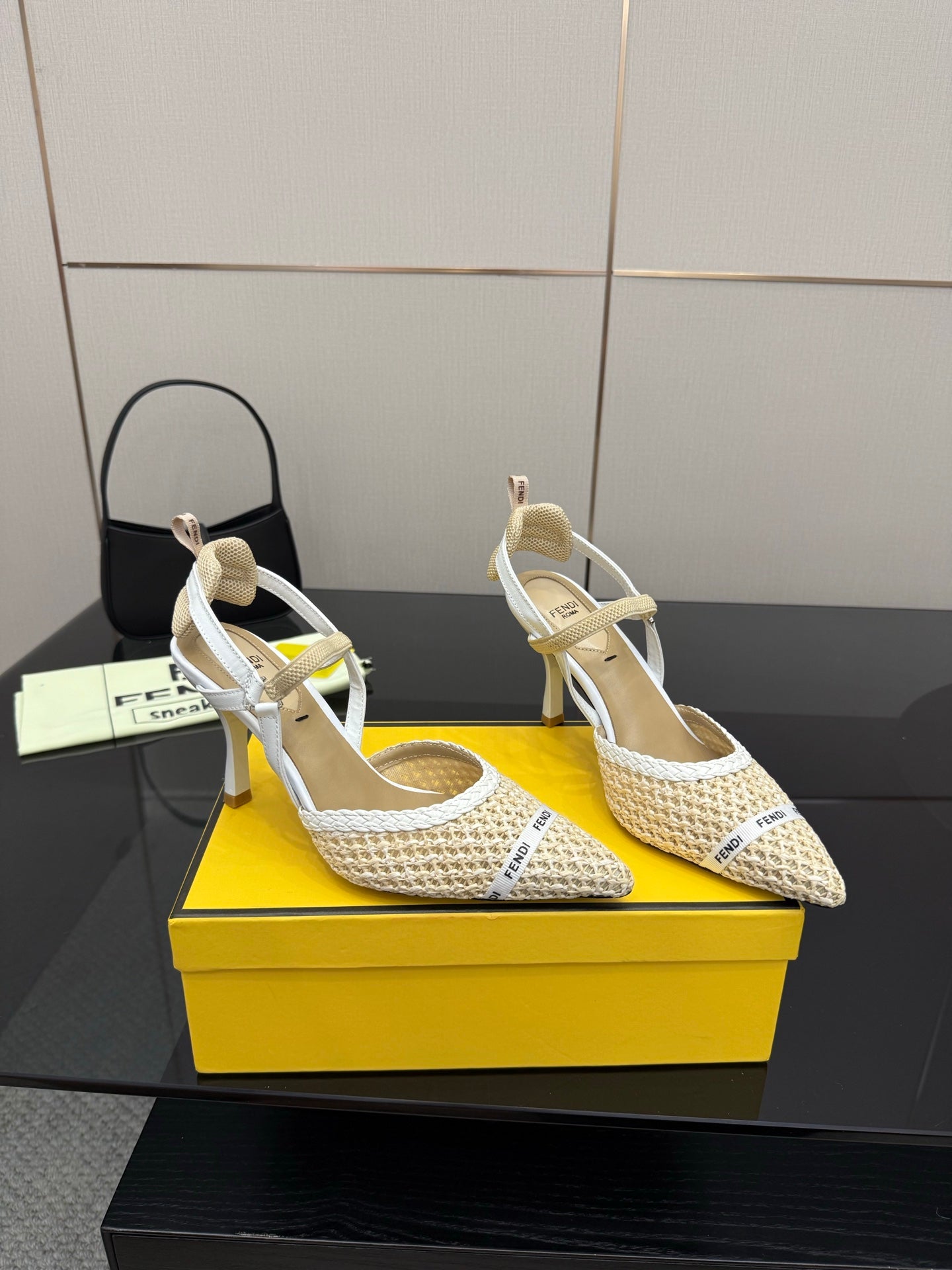 Luxury Shoes Fendi Ladies