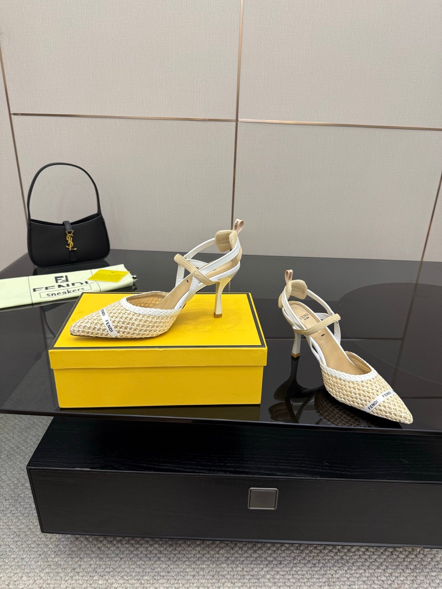 Luxury Shoes Fendi Ladies
