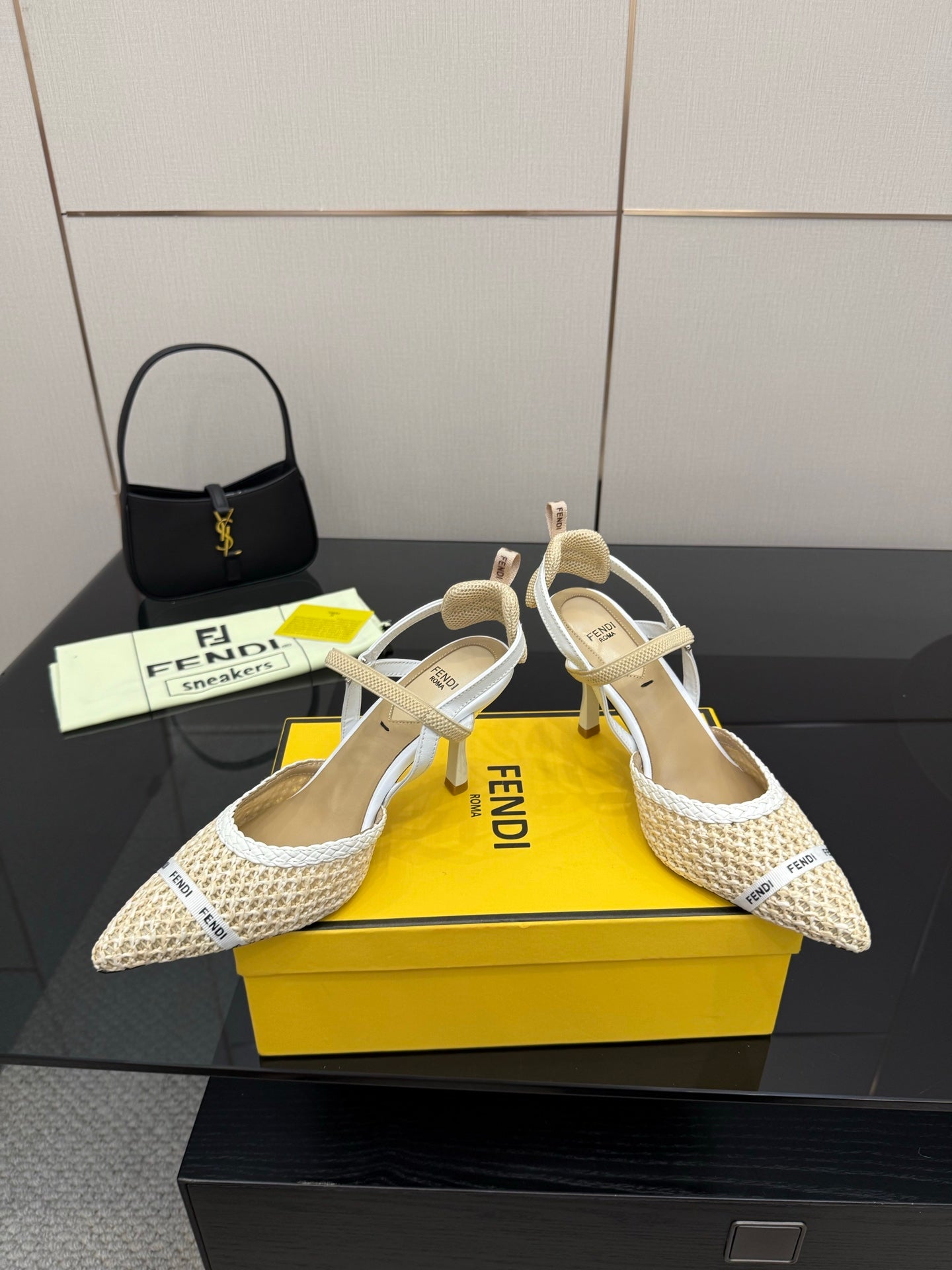 Luxury Shoes Fendi Ladies