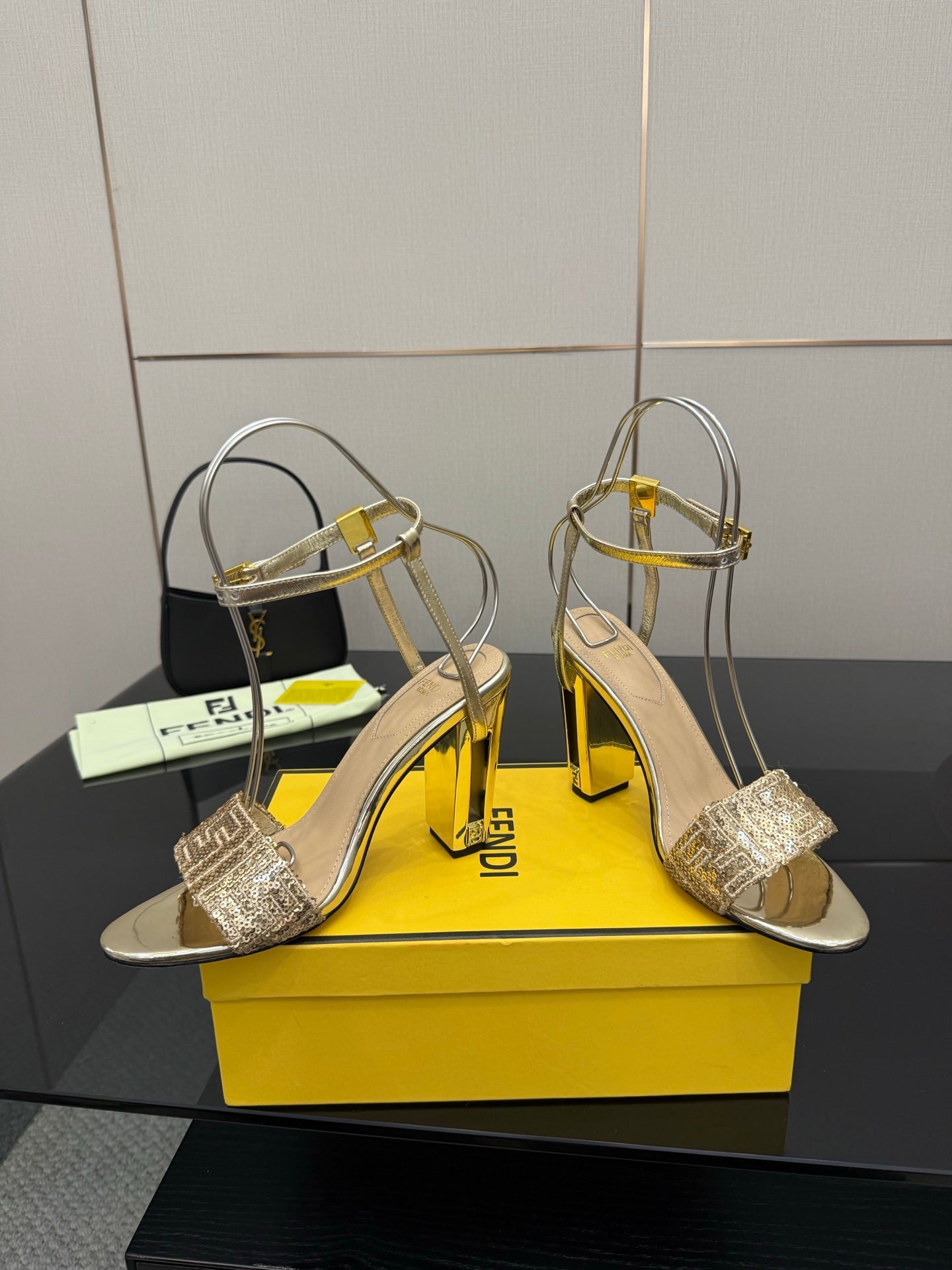 Luxury Shoes Fendi Ladies