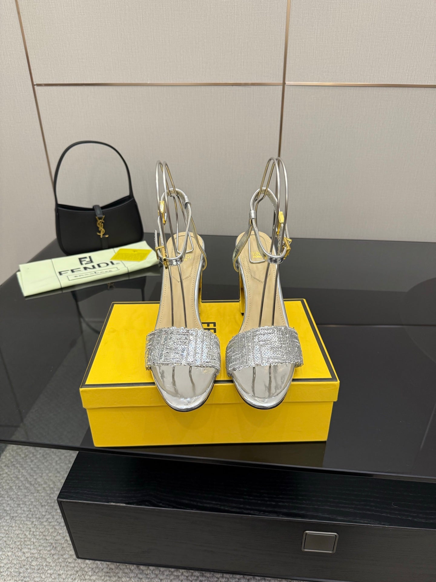 Luxury Shoes Fendi Ladies