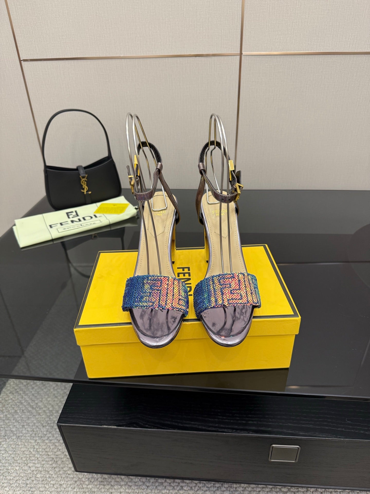 Luxury Shoes Fendi Ladies
