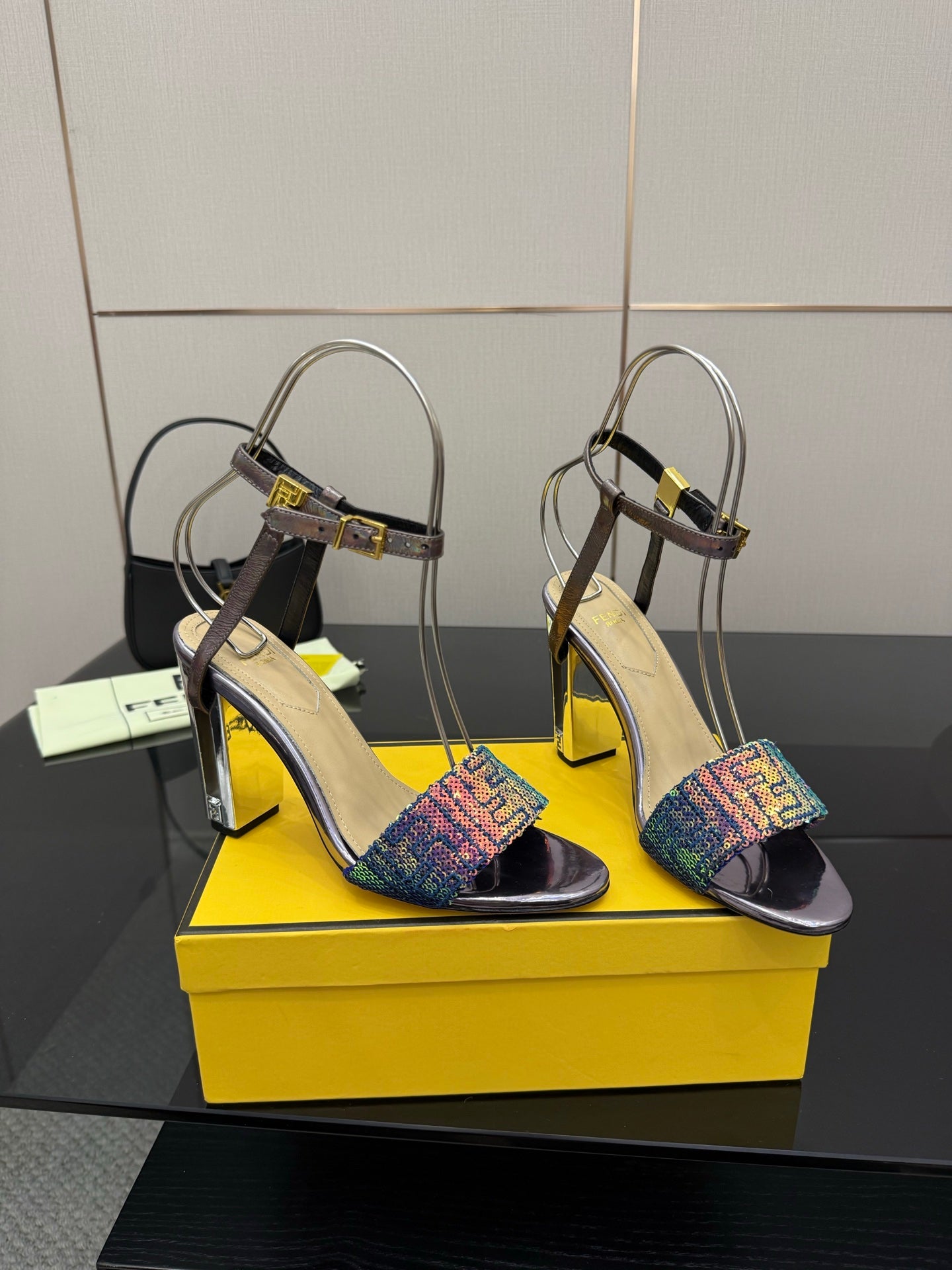 Luxury Shoes Fendi Ladies