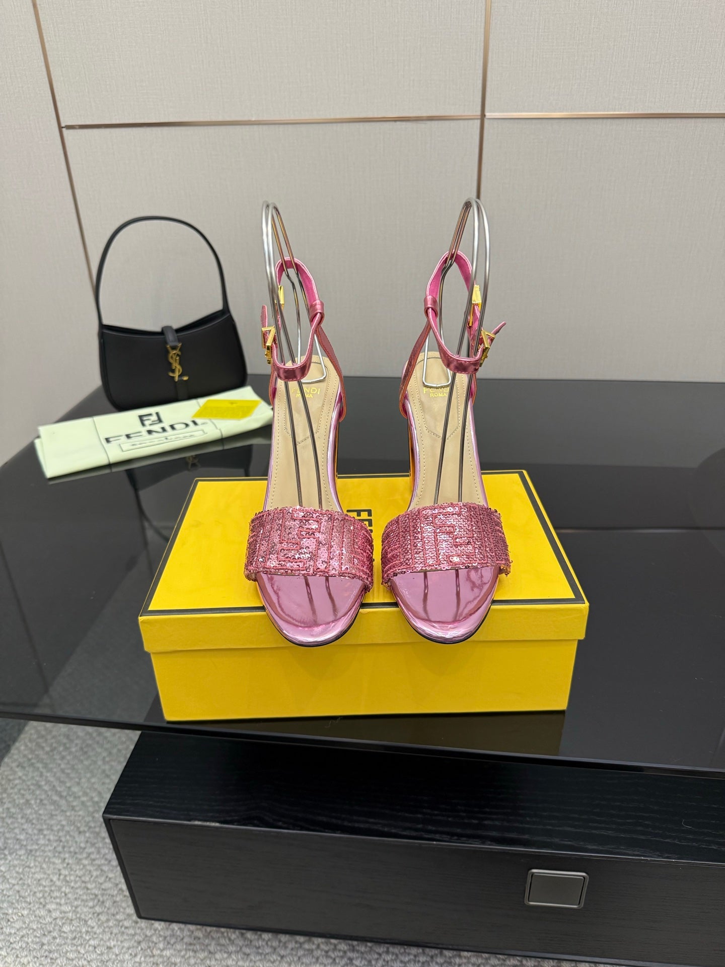 Luxury Shoes Fendi Ladies