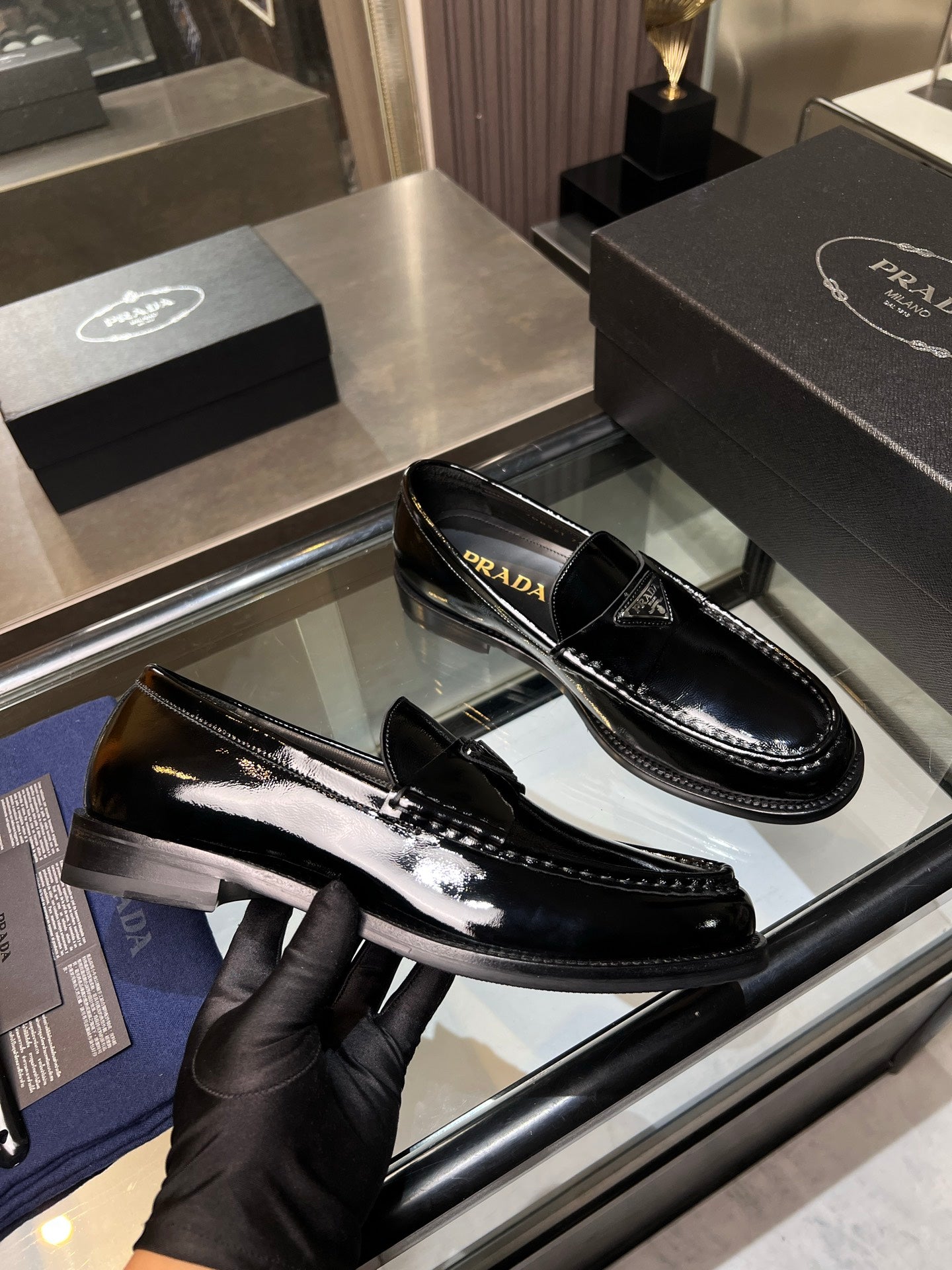 Luxury Shoes Prada Unisex