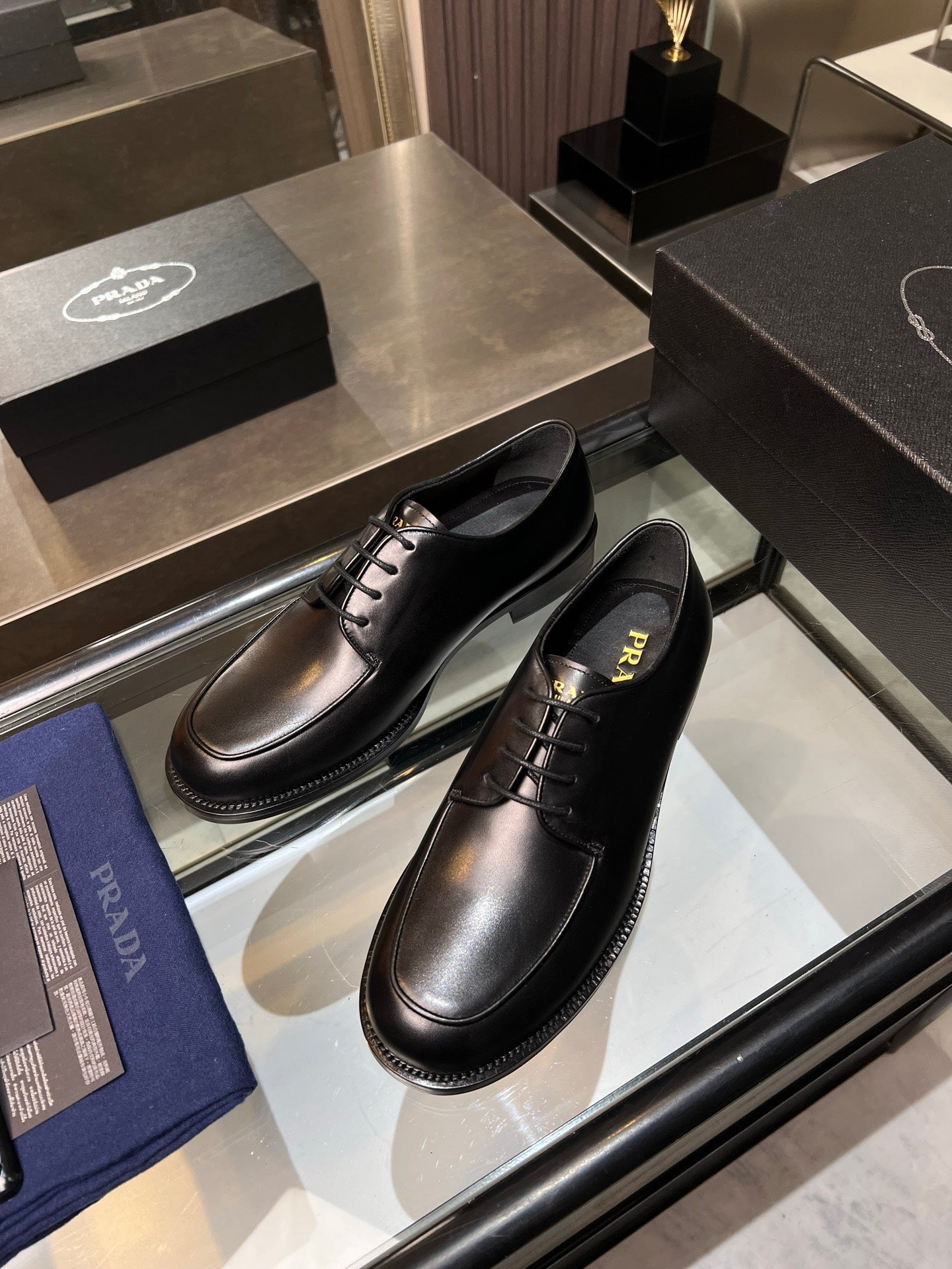 Luxury Shoes Prada Unisex
