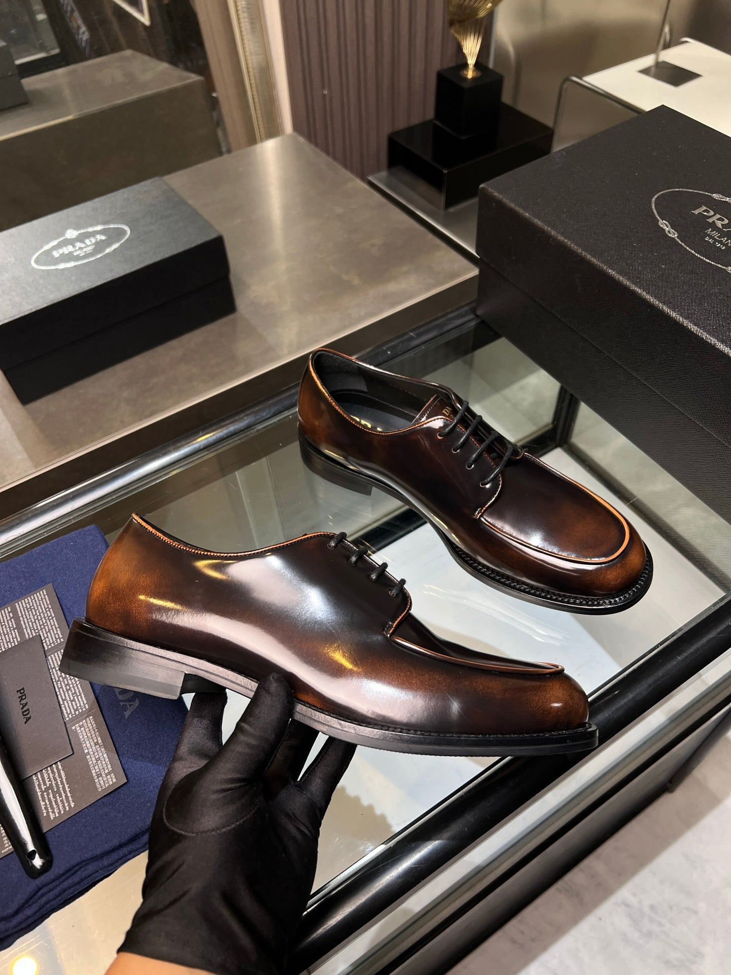 Luxury Shoes Prada Unisex