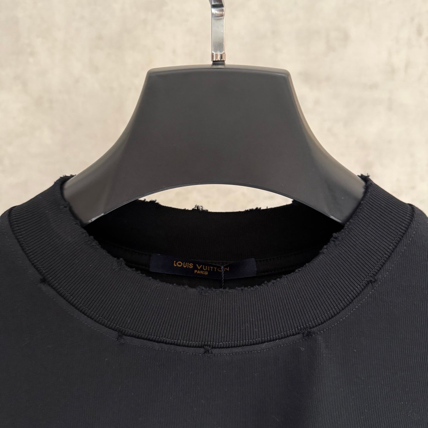 Louis Vuitton black T-shirt neckline with inner neck label