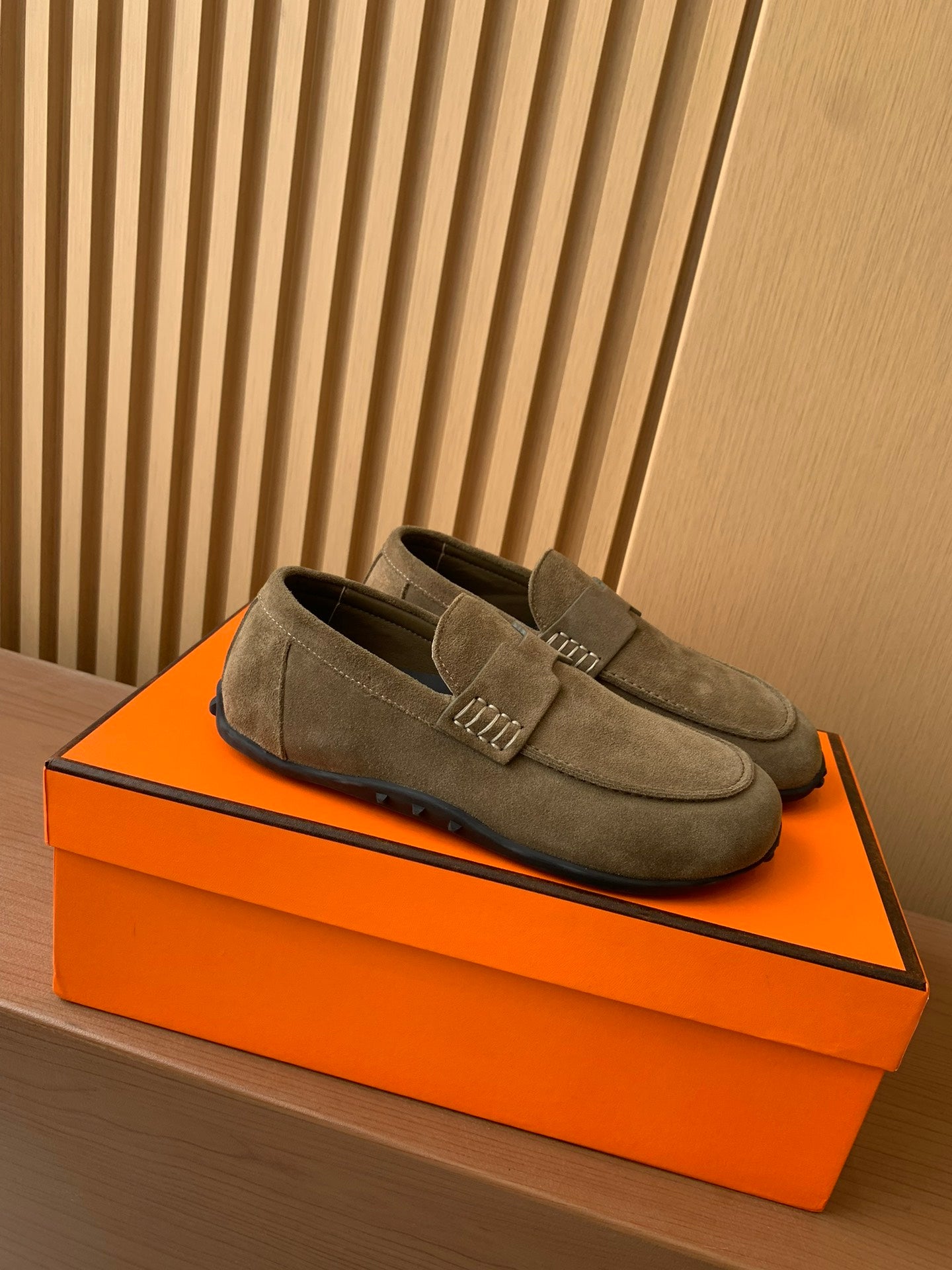 Luxury Shoes Hermes Unisex