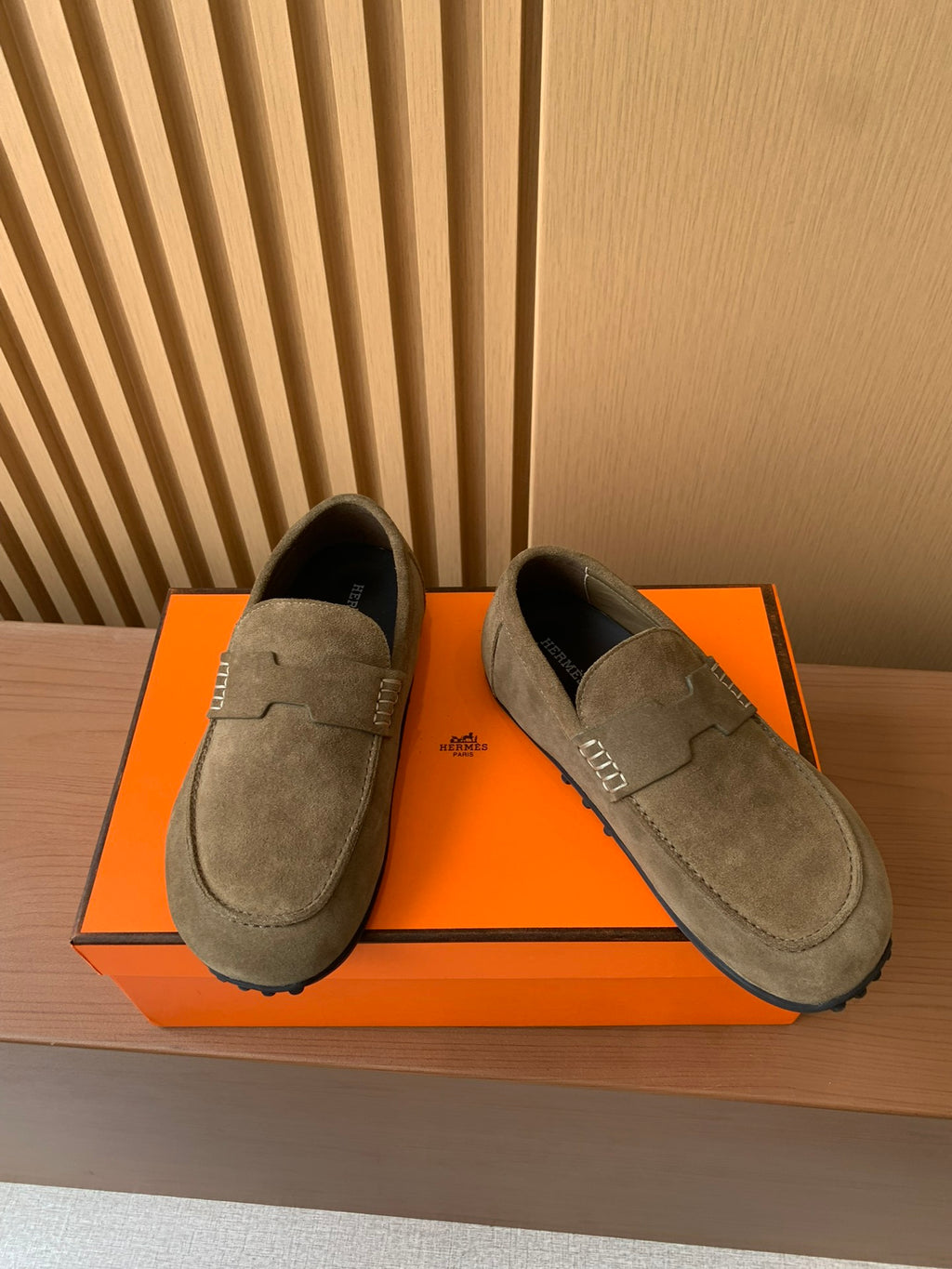 Luxury Shoes Hermes Unisex