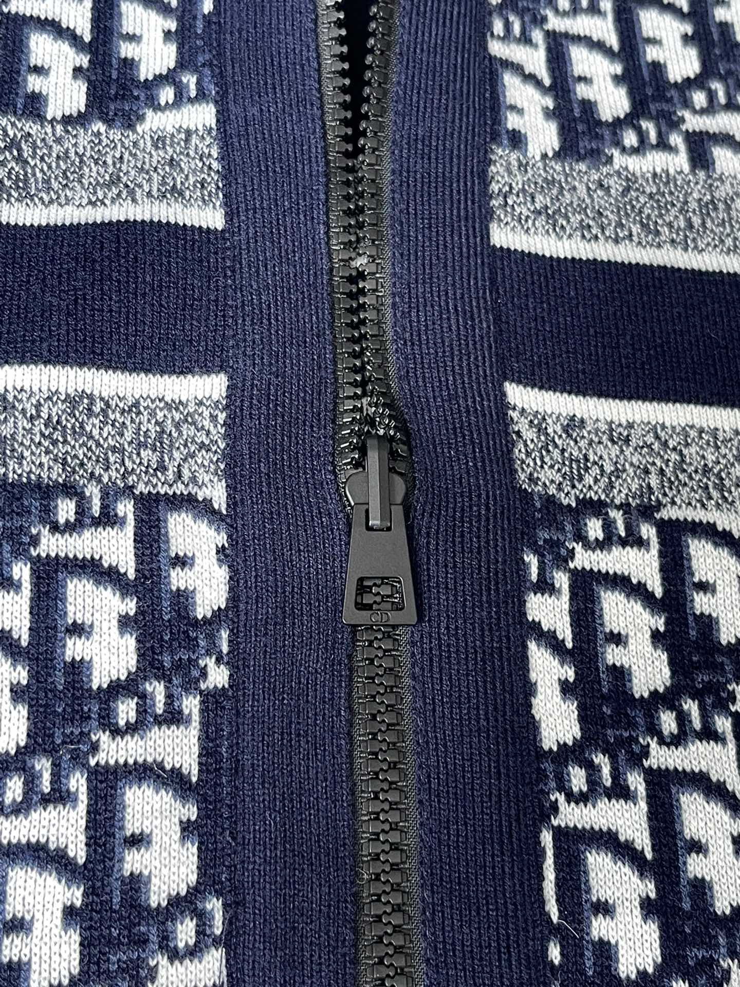 Dior zip-up knit sweater front zipper with dark metal pull
