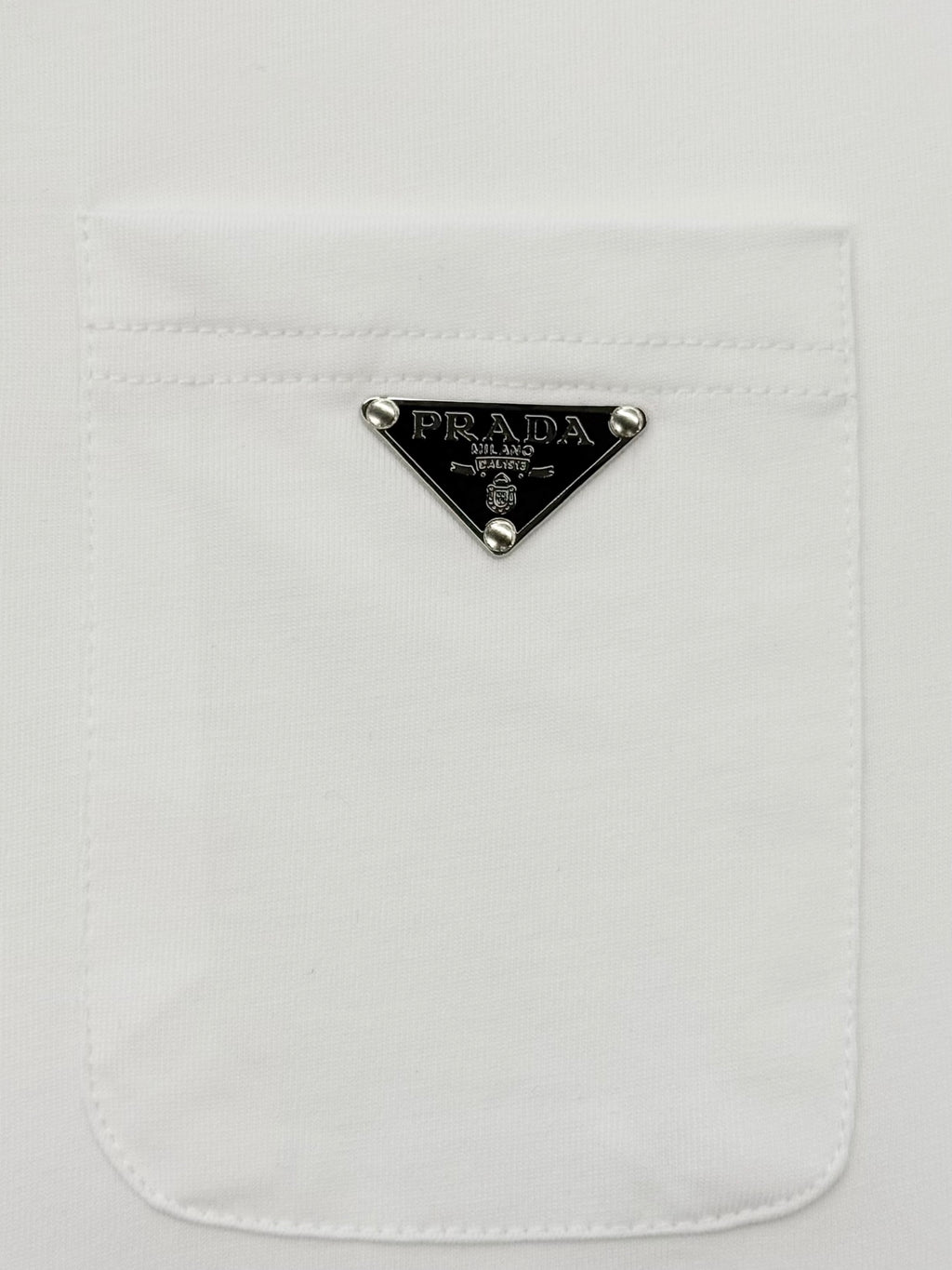 Prada short-sleeve T-shirt chest pocket with triangular PRADA metal logo