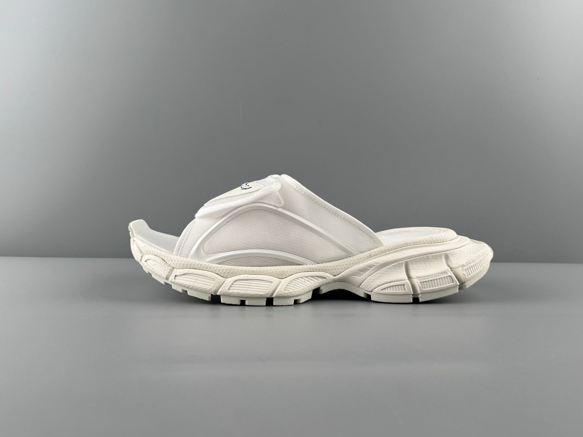 Balenciaga slide sandals, white, cushioned strap and chunky rubber sole