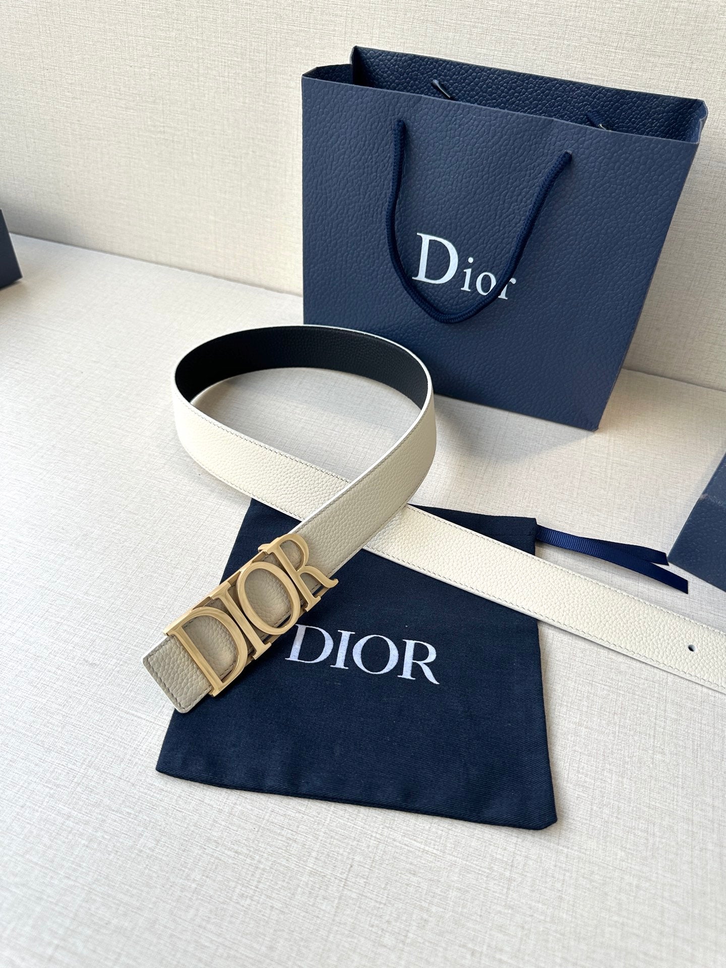 Dior white leather belt with gold-tone Dior logo buckle and smooth strap