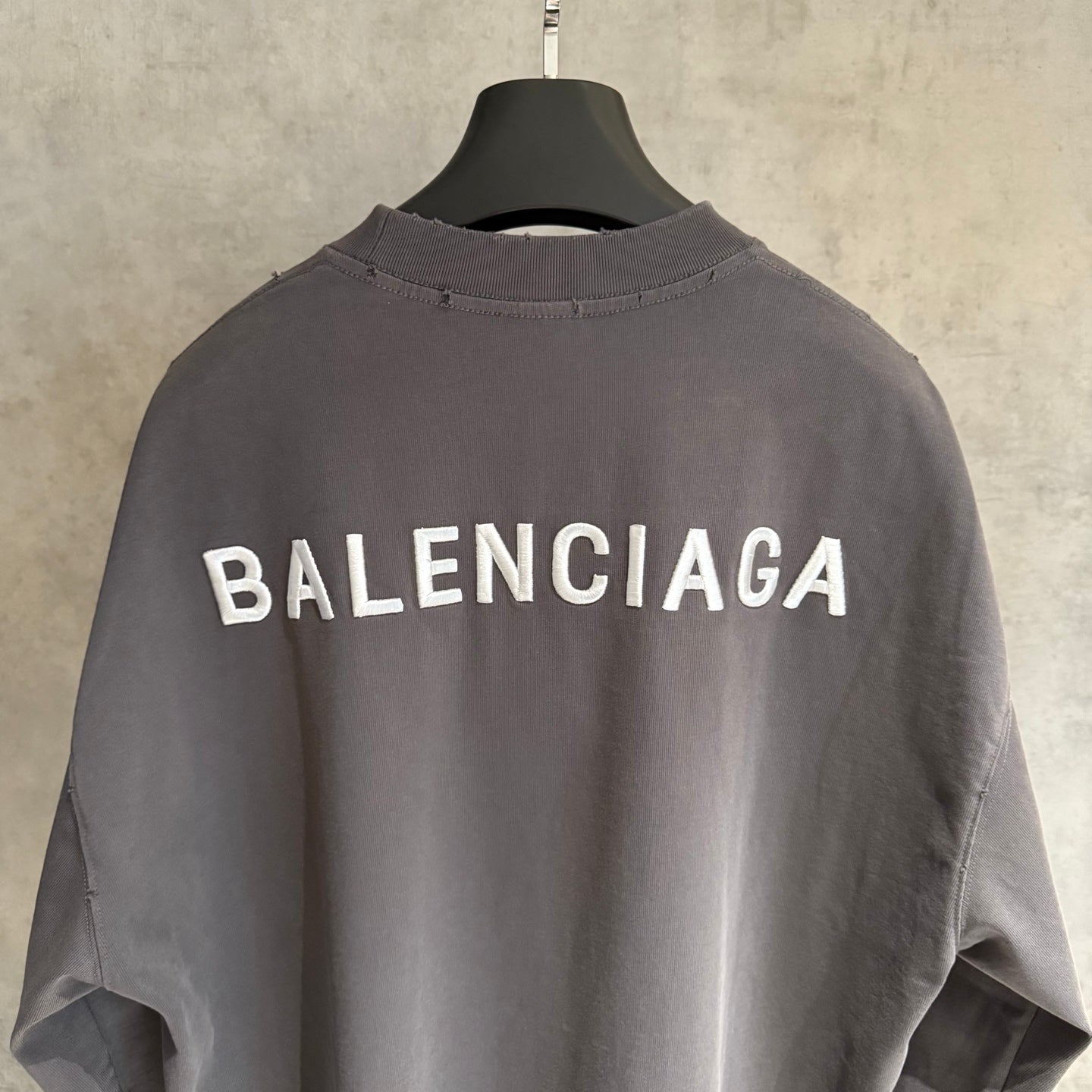 Long-sleeve sweatshirt, dark gray, crew neck, BALENCIAGA logo on upper back