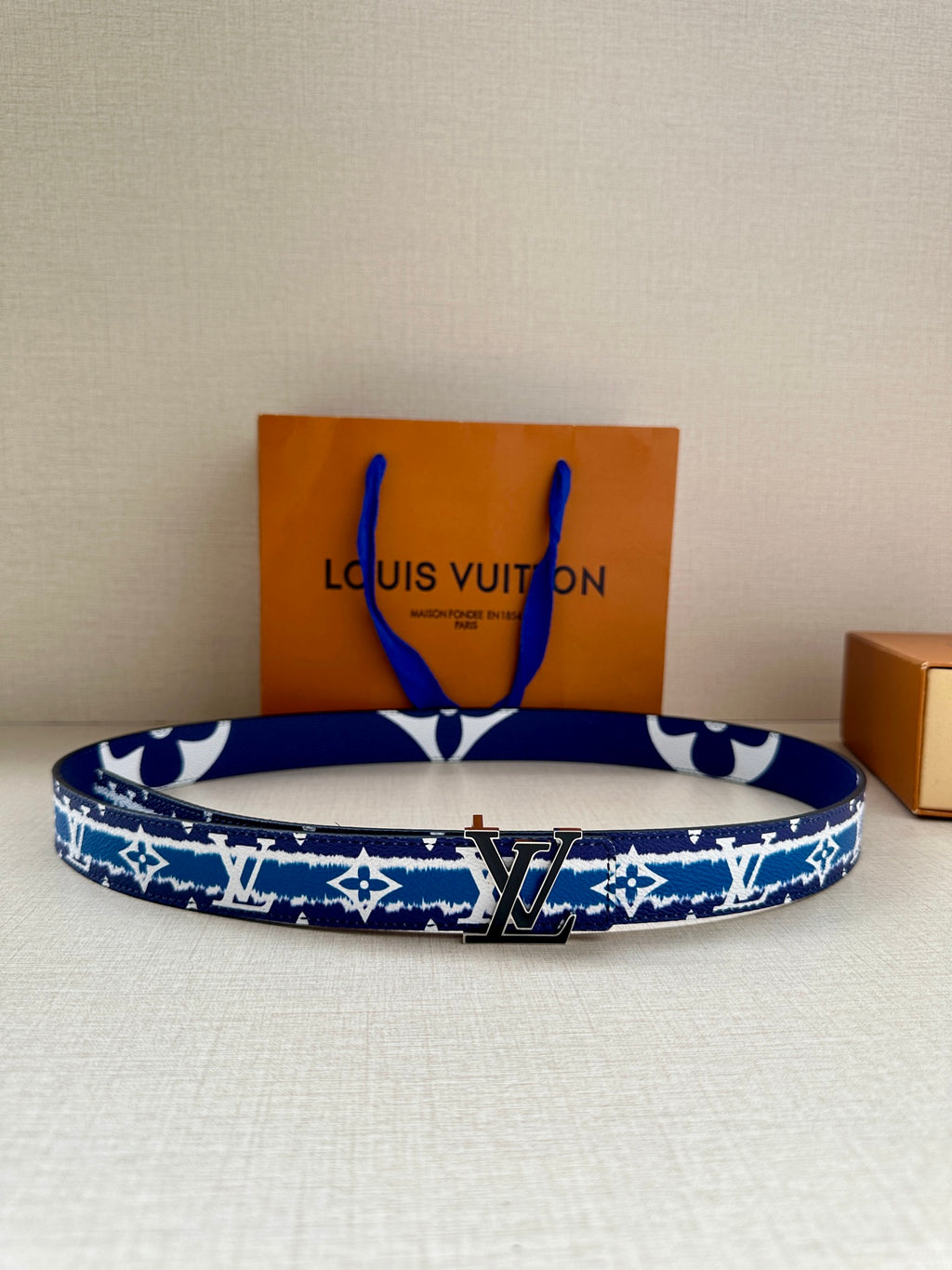 Louis Vuitton belt, blue and white monogram canvas with gold buckle