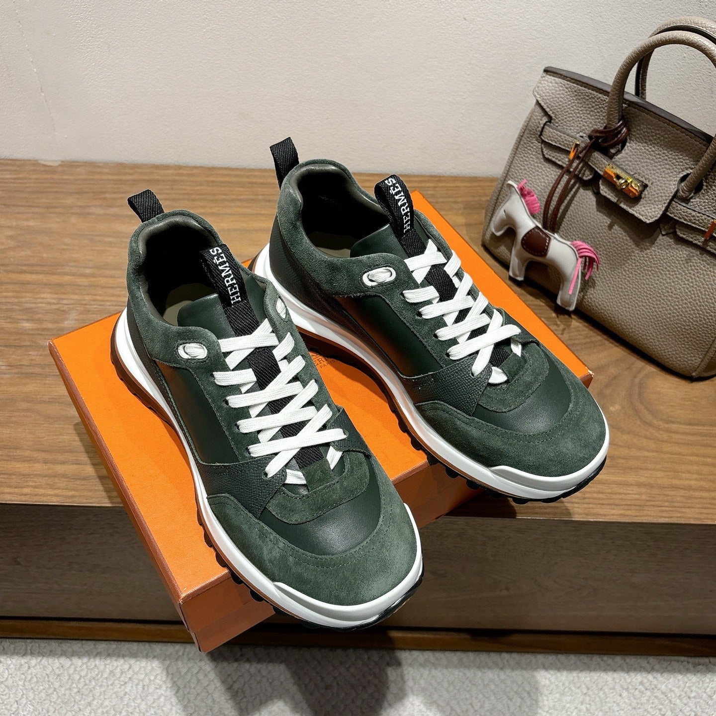 Luxury Shoes Hermes Unisex
