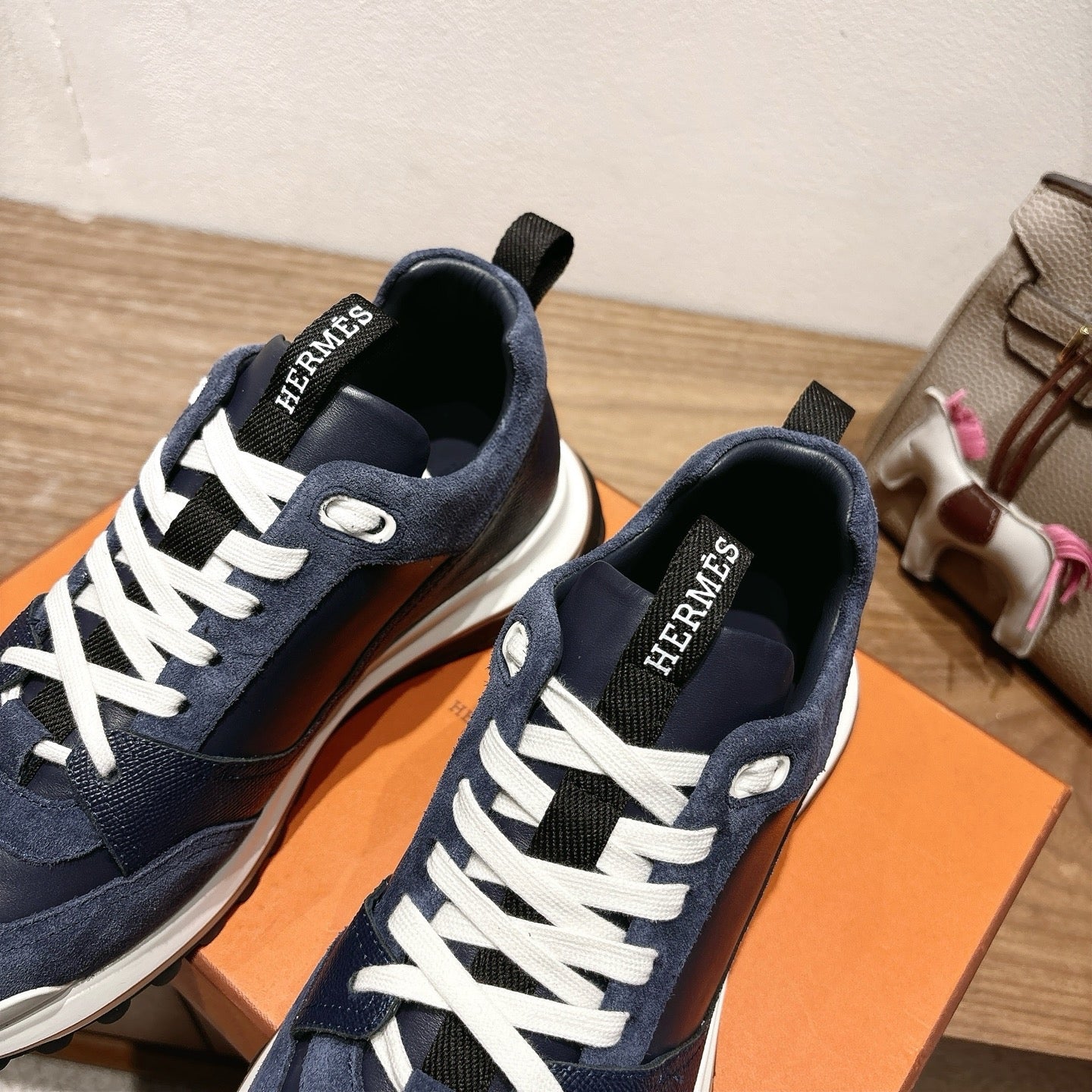 Luxury Shoes Hermes Unisex