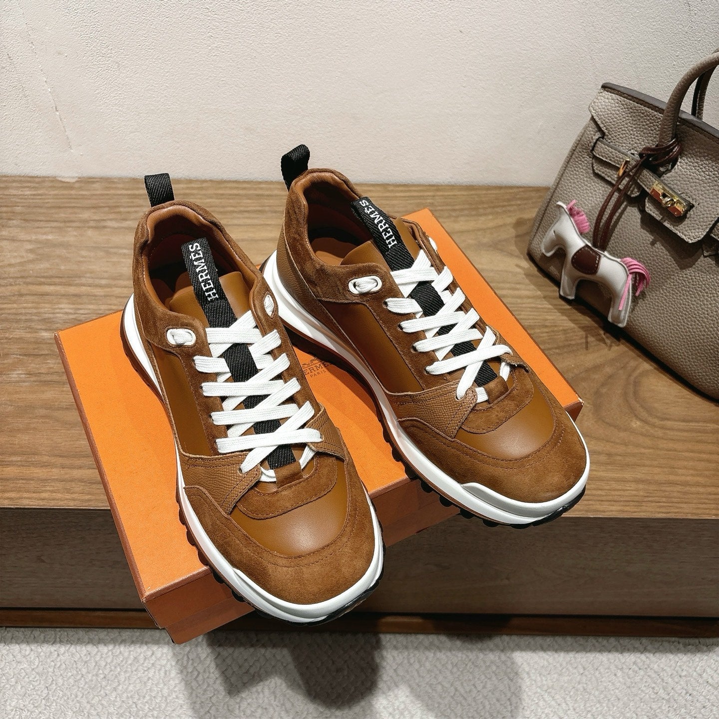 Luxury Shoes Hermes Unisex