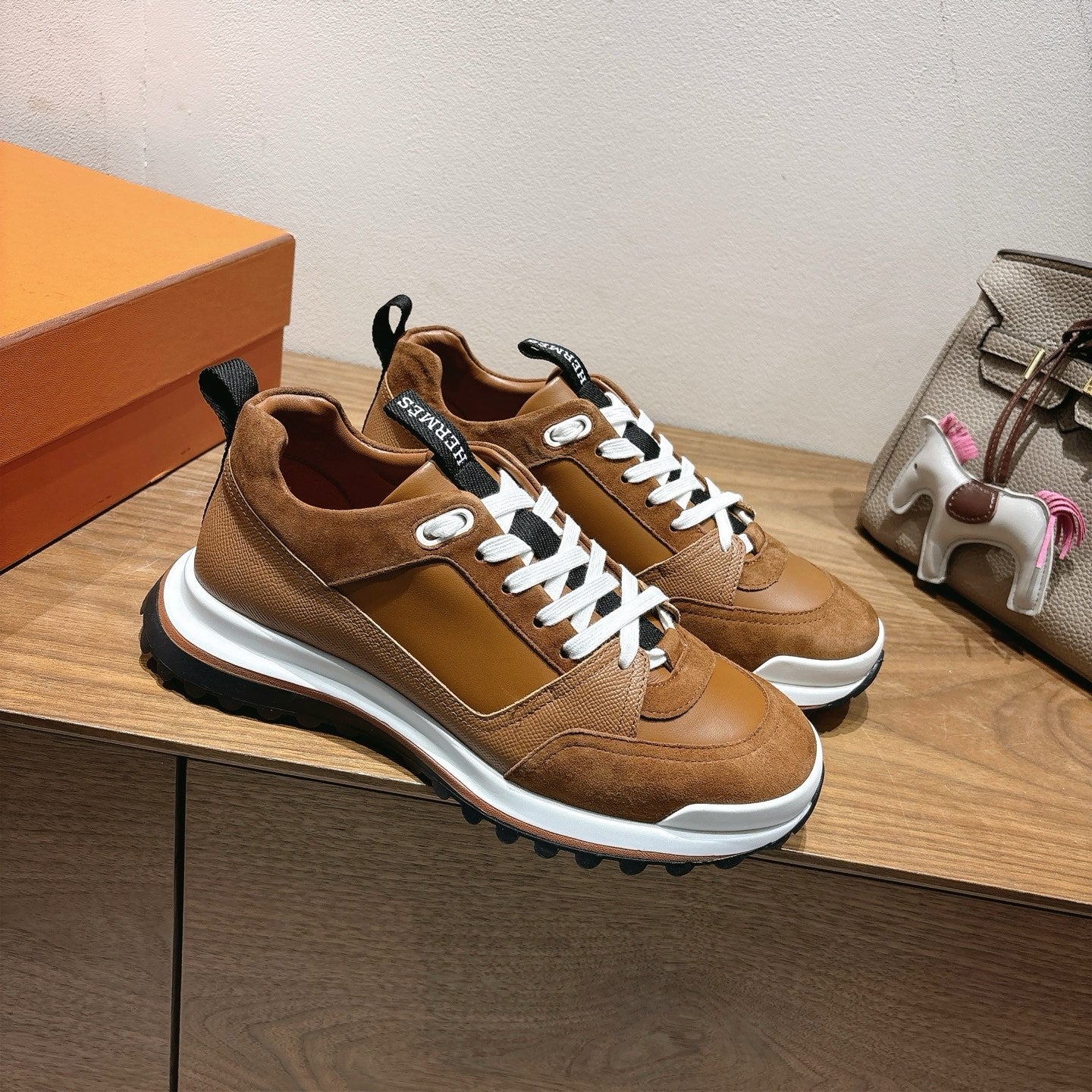 Luxury Shoes Hermes Unisex