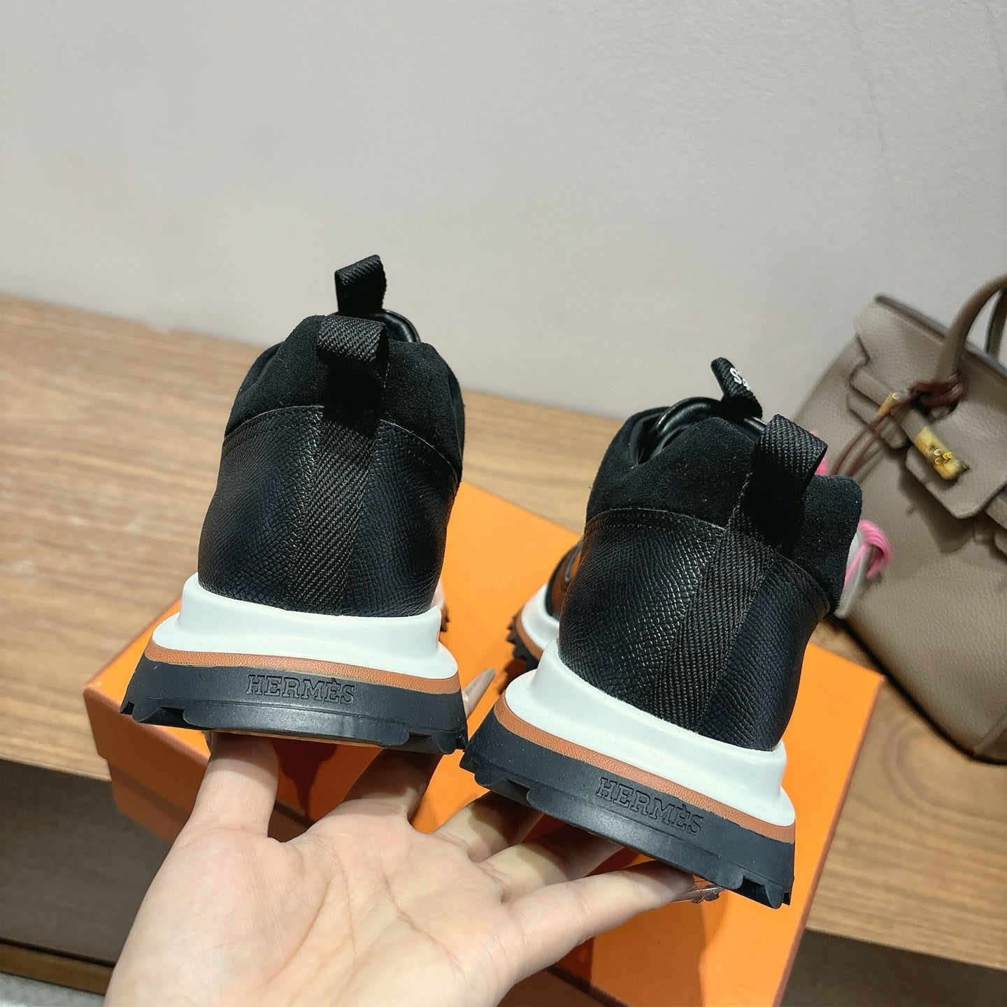 Luxury Shoes Hermes Unisex