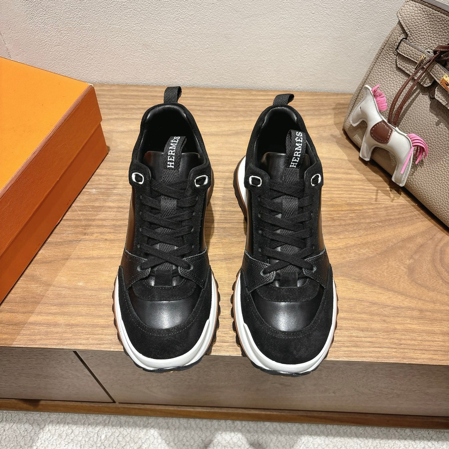 Luxury Shoes Hermes Unisex