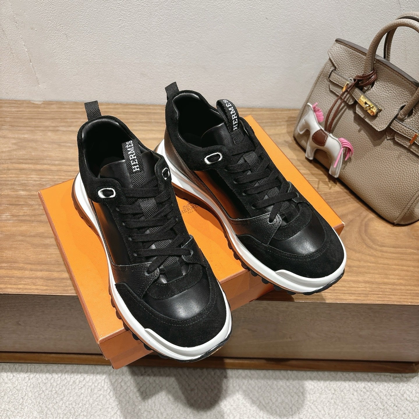 Luxury Shoes Hermes Unisex