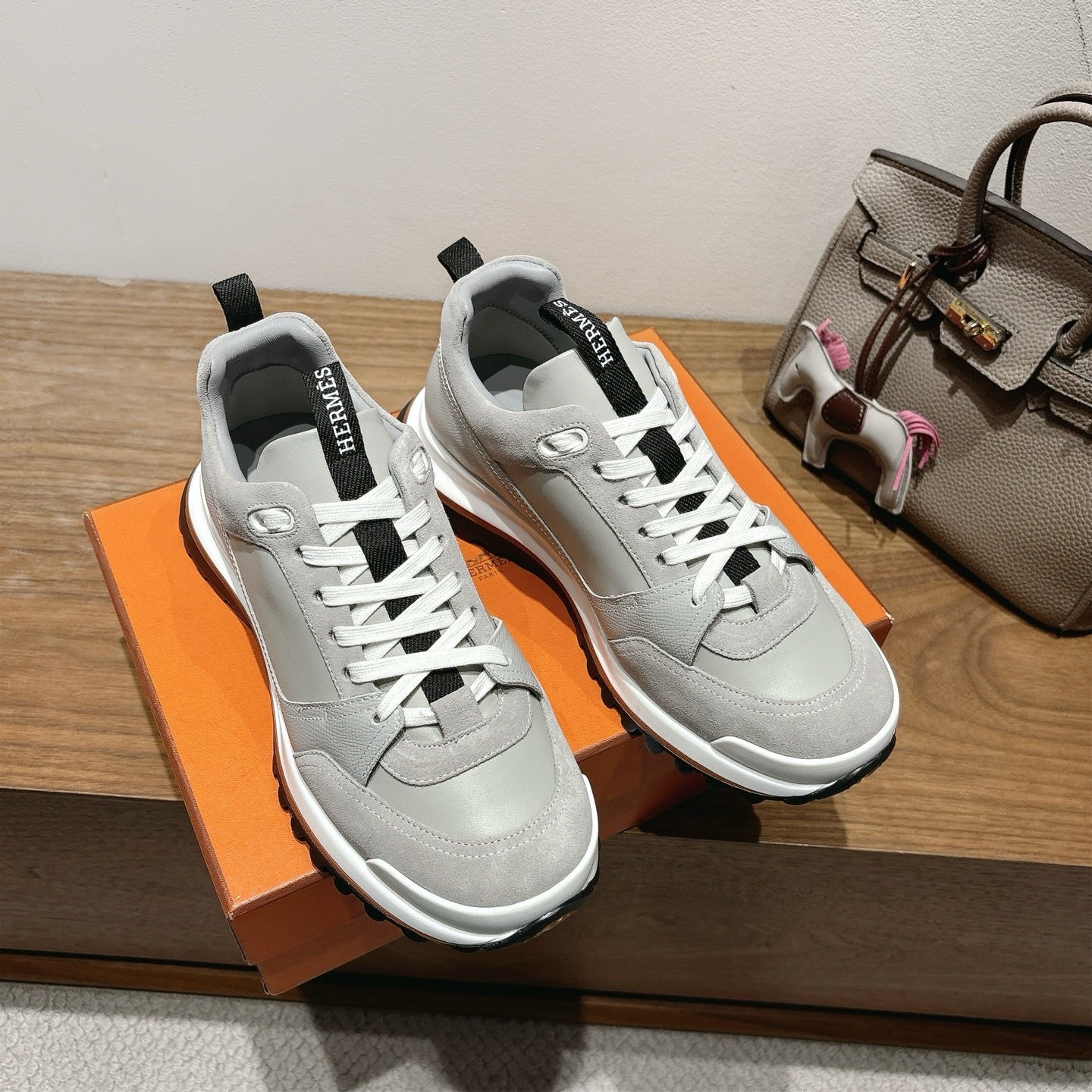 Luxury Shoes Hermes Unisex