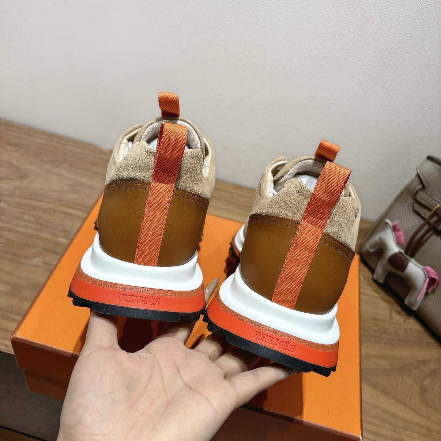 Luxury Shoes Hermes Unisex